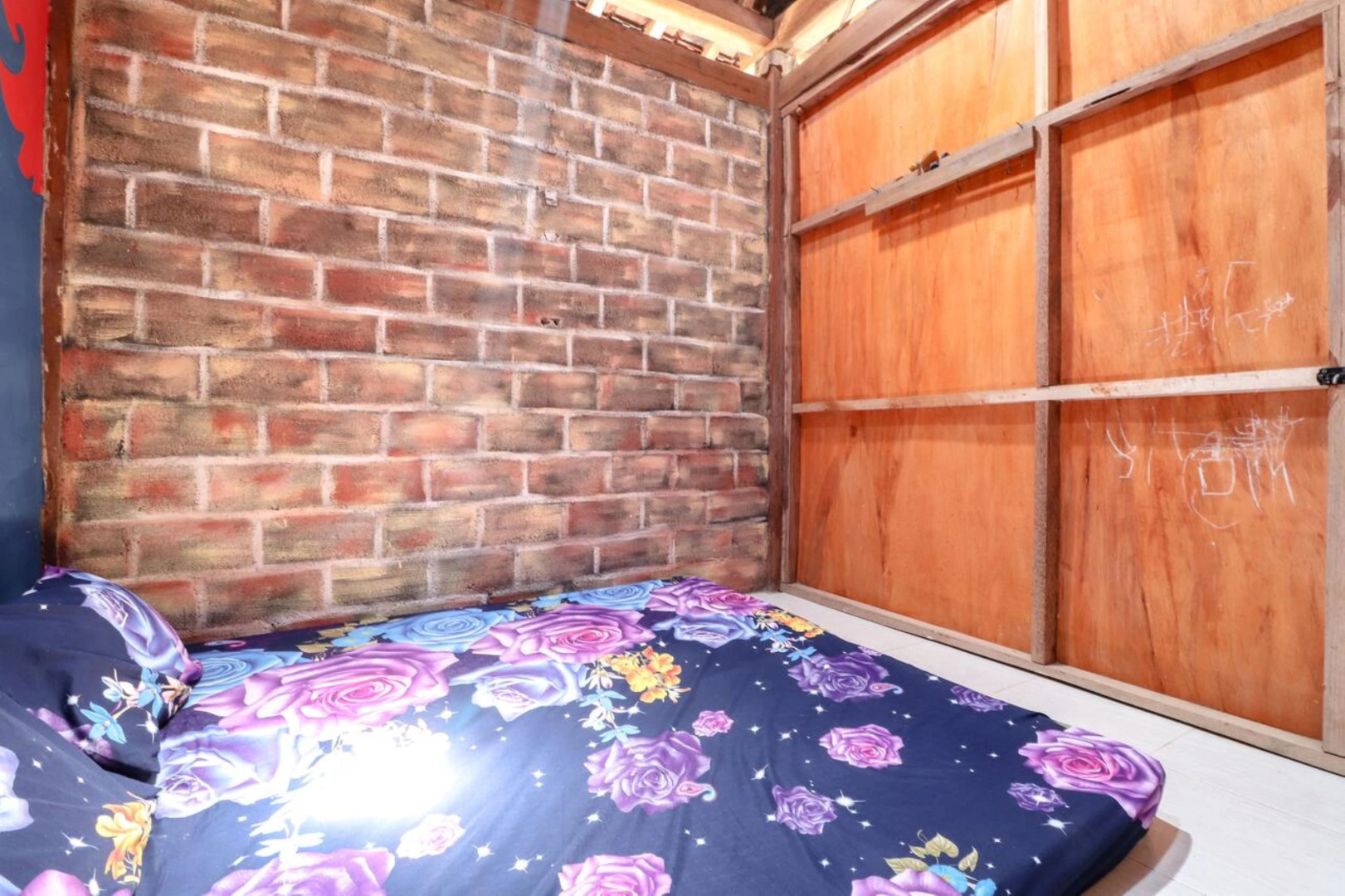 Segajih Central Stay and Education