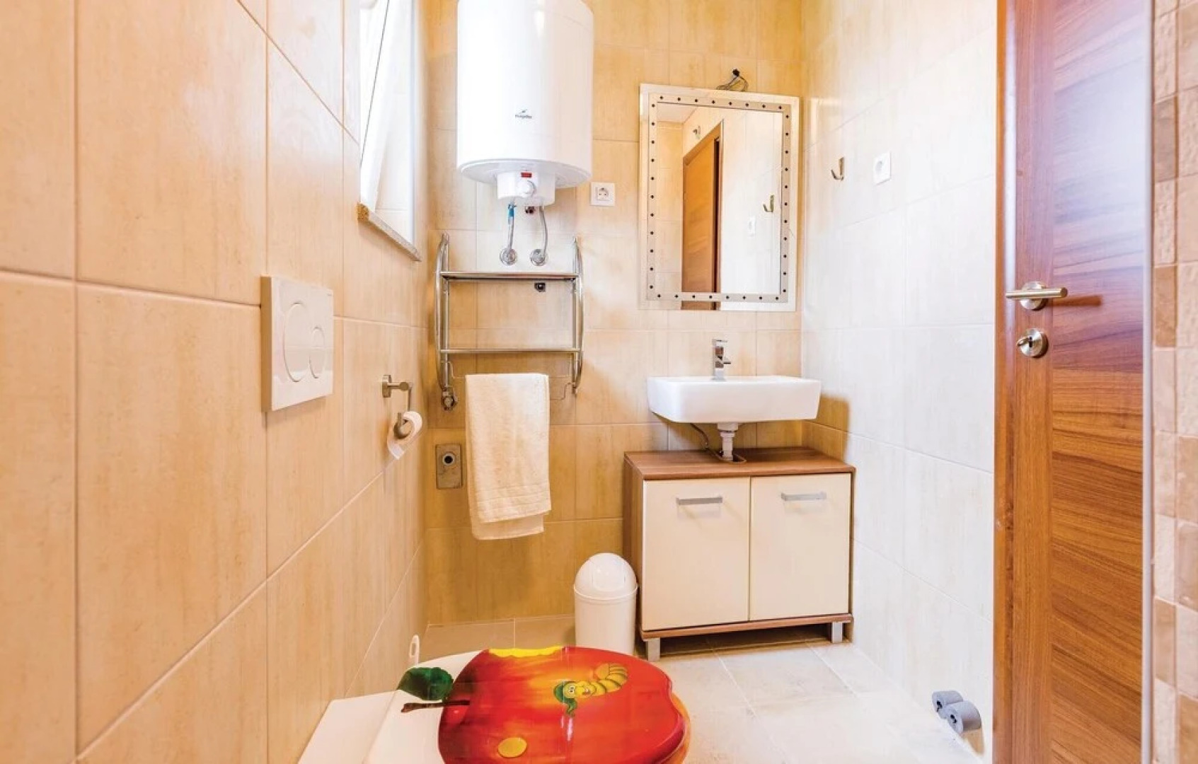 Beautiful Home in Valbandon With Wifi and 4 Bedrooms