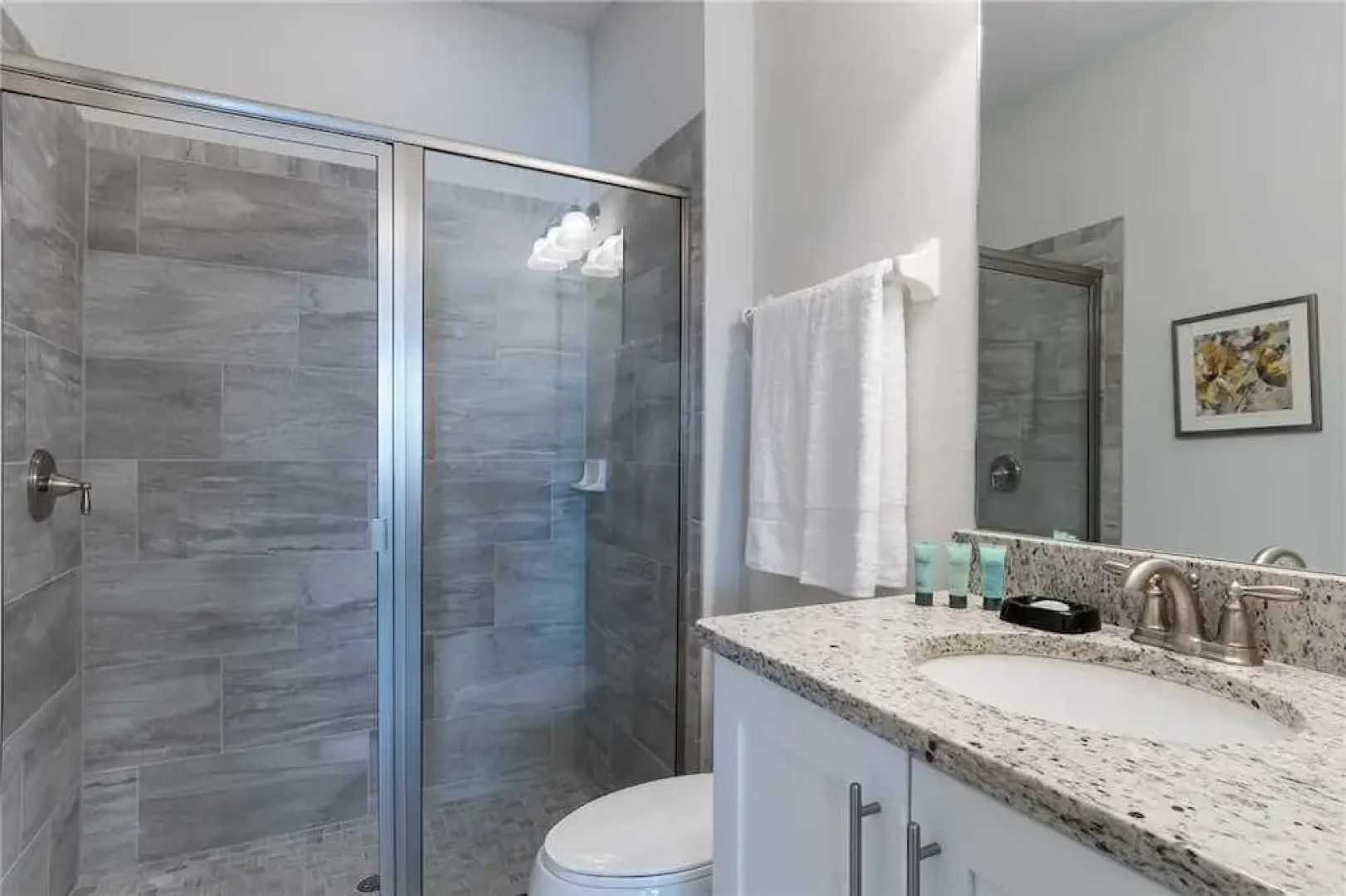 Reunion Magic 5 Bedroom Home with Private Pool and Spa