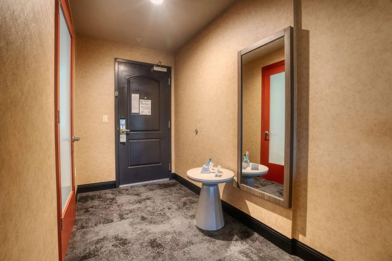 Best Western Premier NOHO Inn