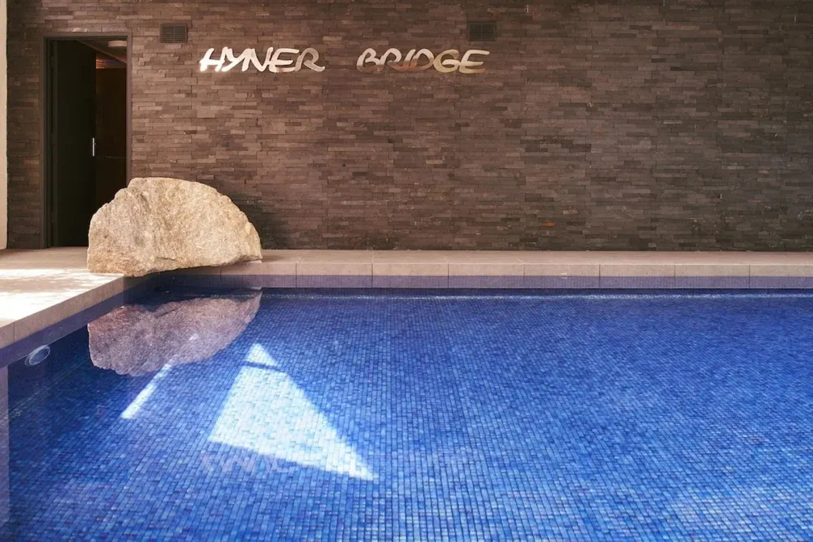 Swallows End in Lower Ashton