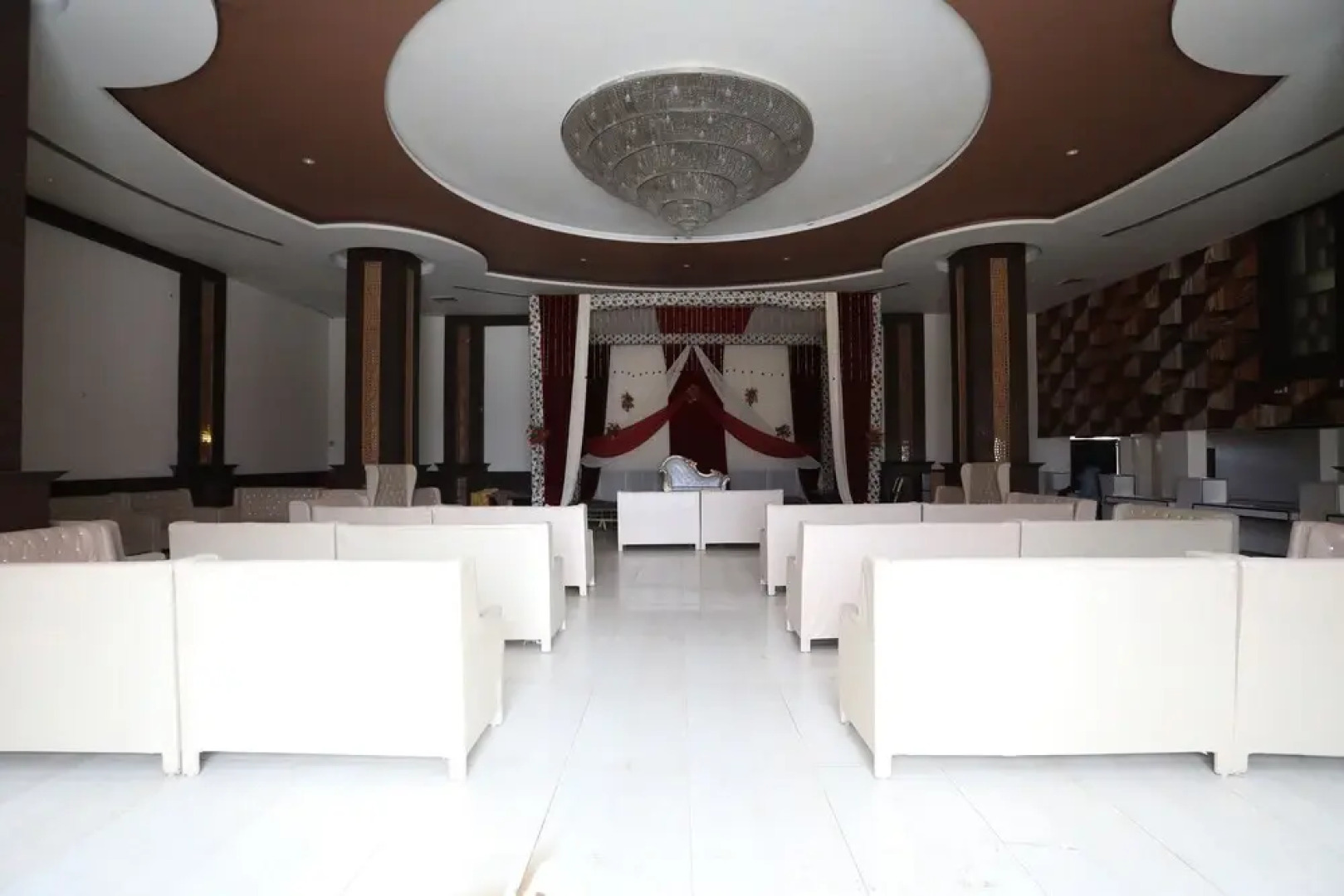 Capital O 30972 Hotel Centrum