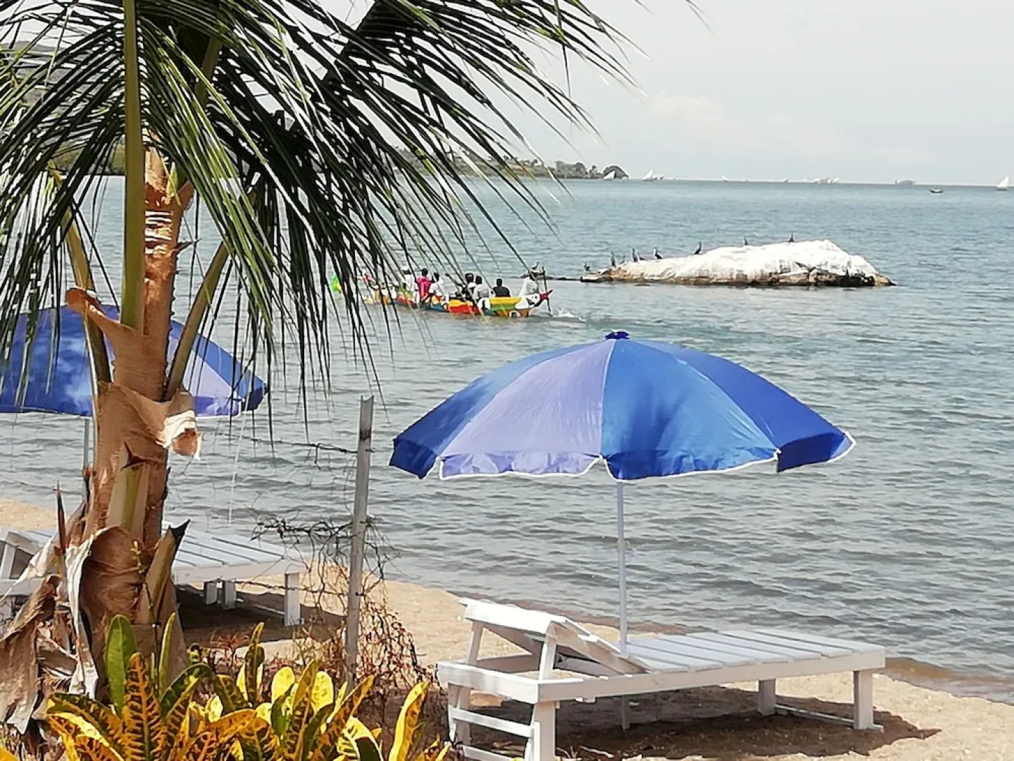 White Stone Beach Resort