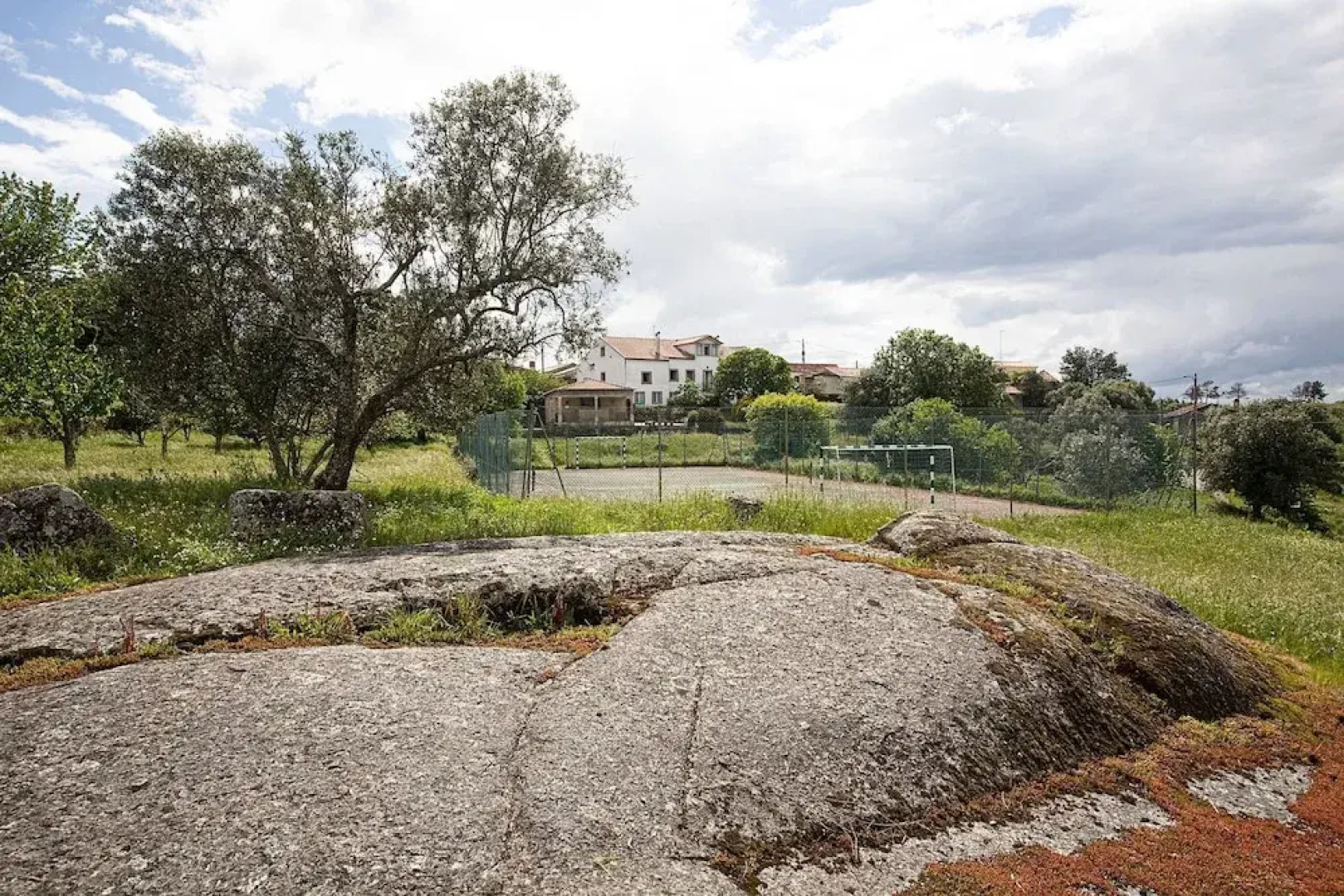 Rustic Terrace2 Bedrooms Farm House