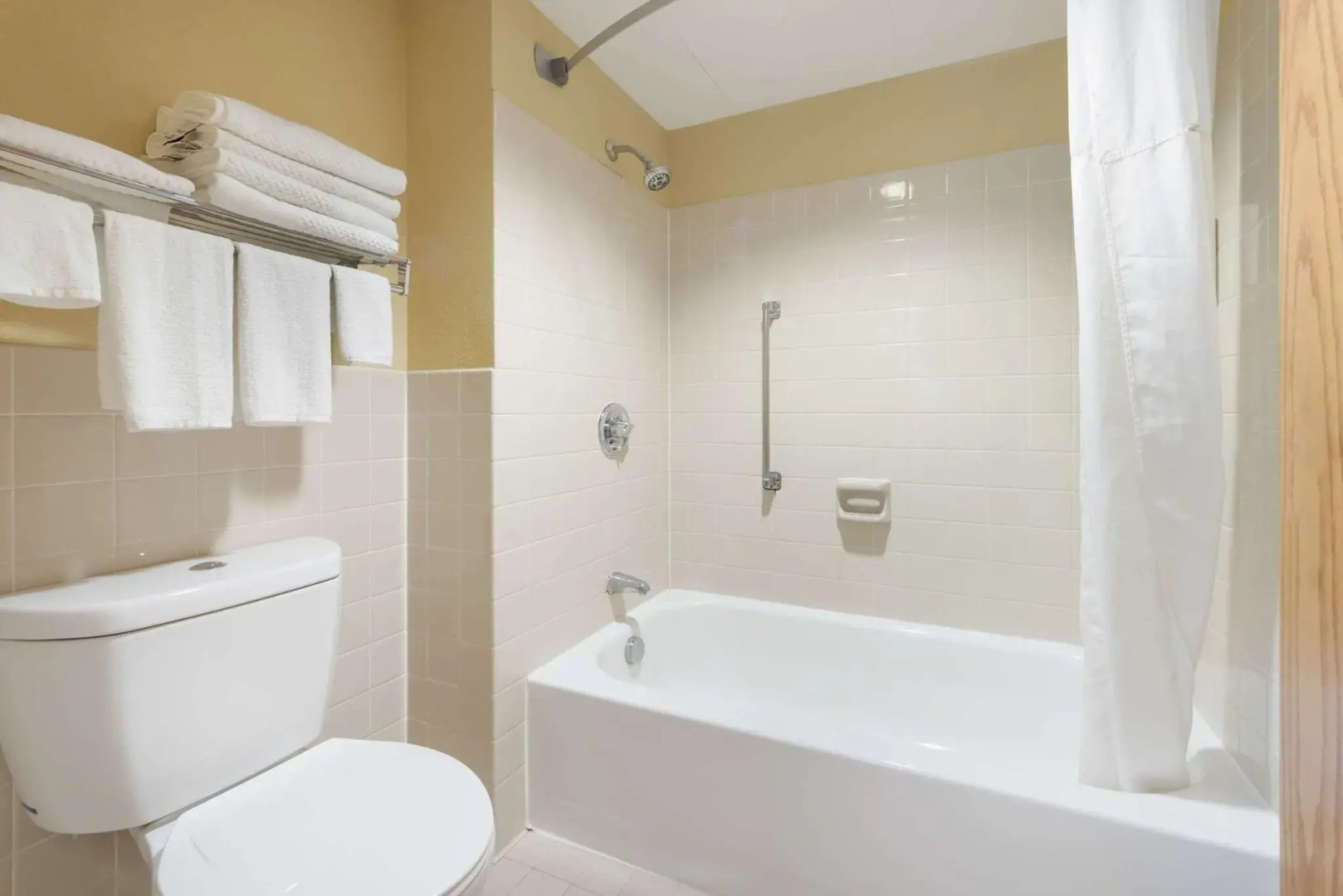 Quality Inn & Suites Mayo Clinic Area