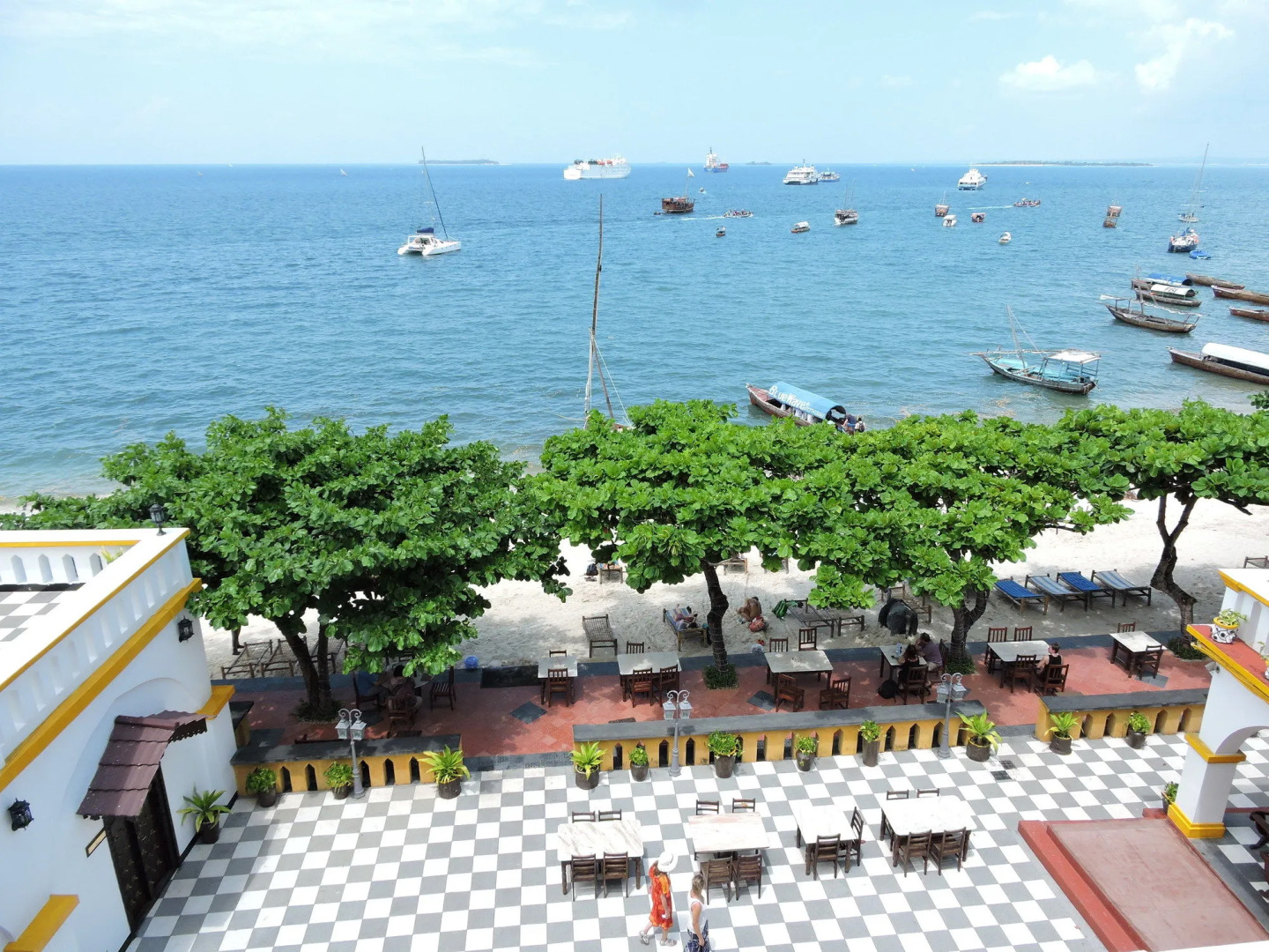 Tembo House Hotel & Apartments