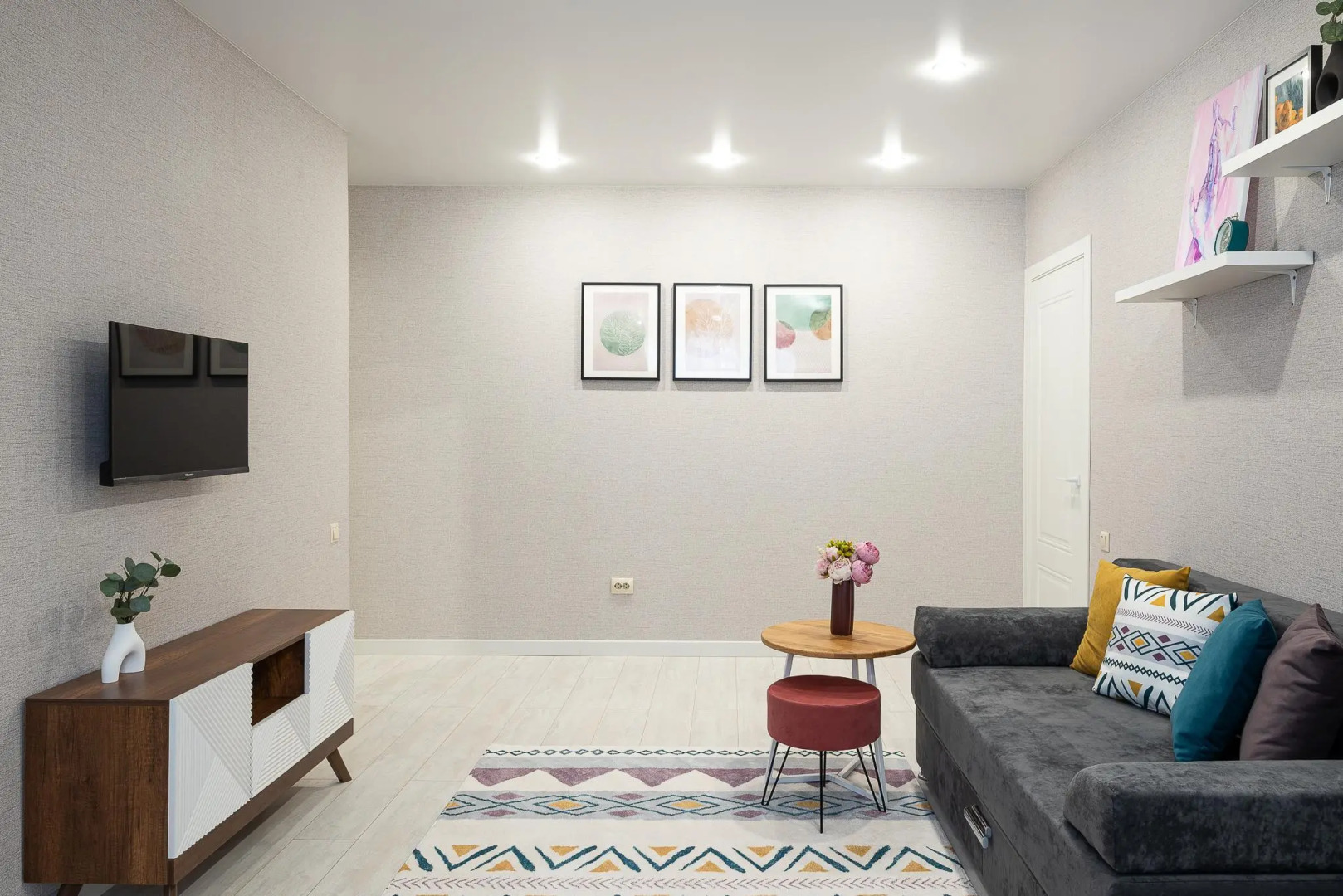 Апартаменты на проспекте Ибрагимова 67