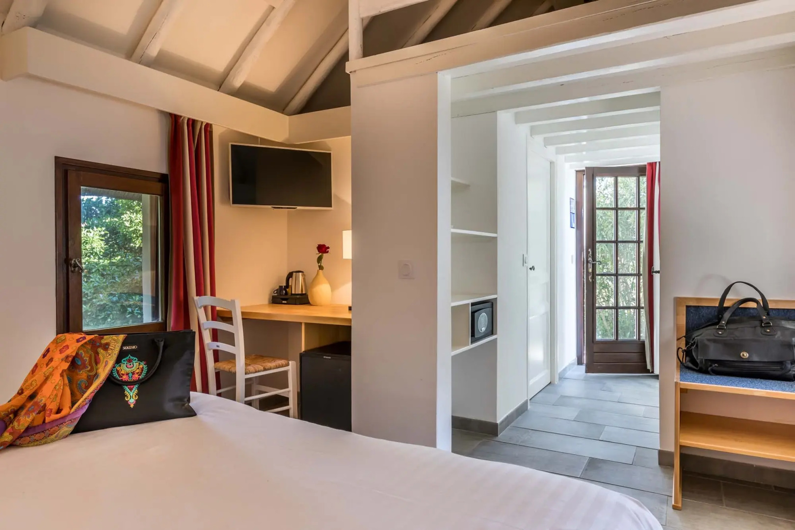 Auberge Cavaliere du Pont Des Bannes