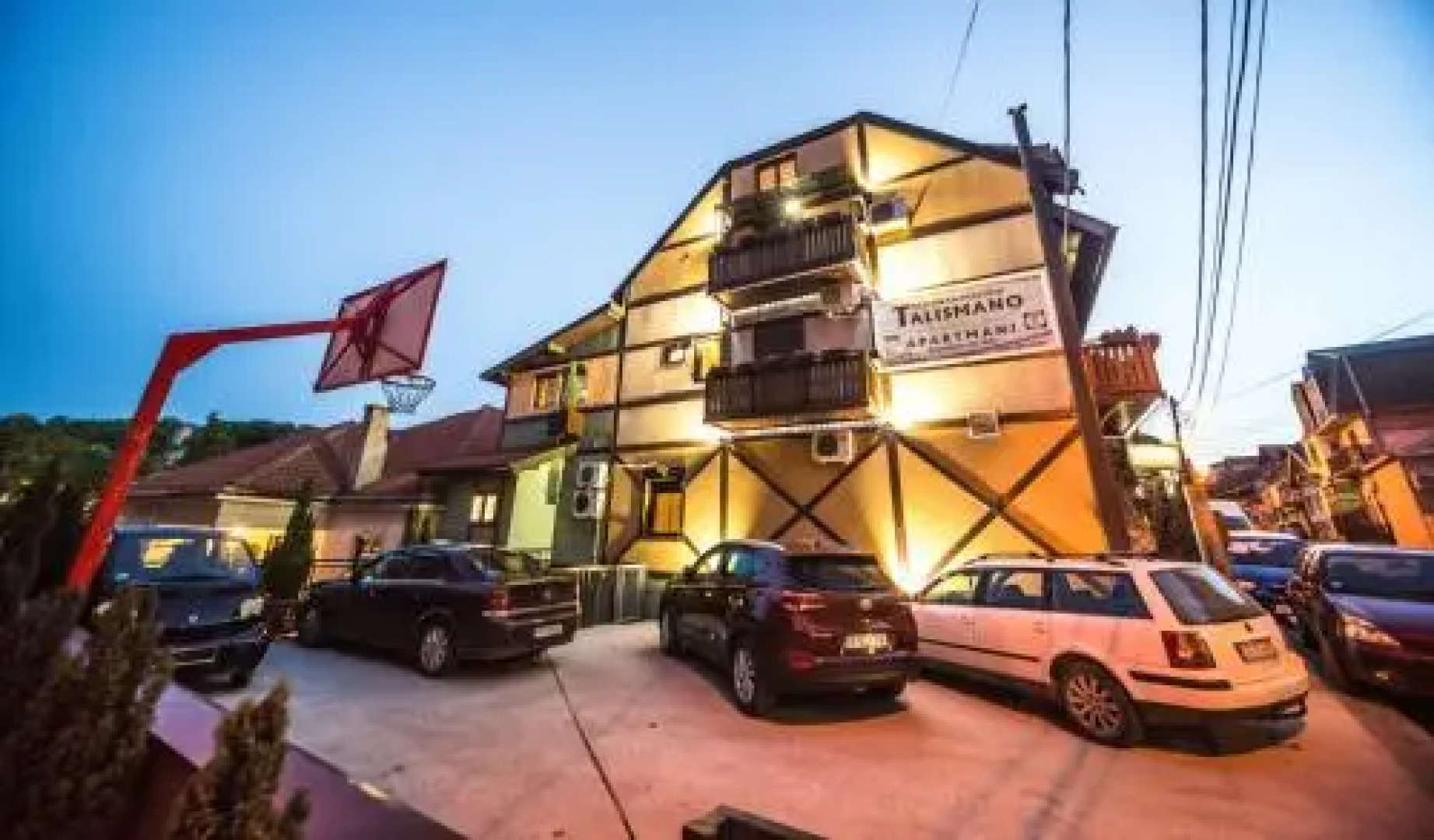 Talismano Restaurant & Apartments