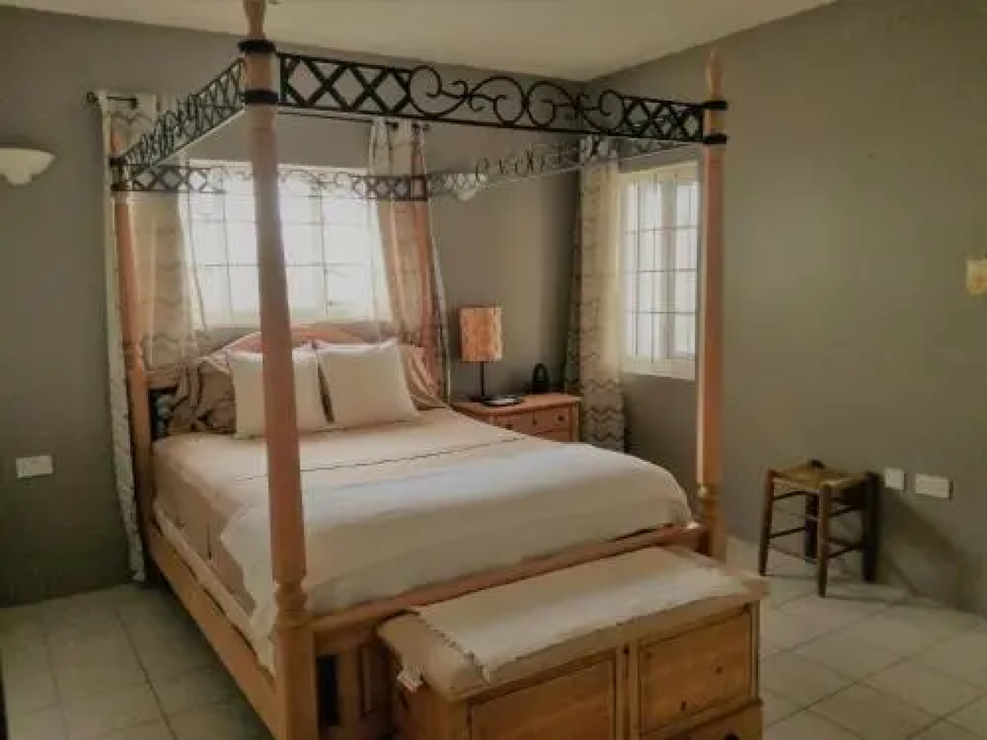 Baydreams 1-bed/1-bath condo