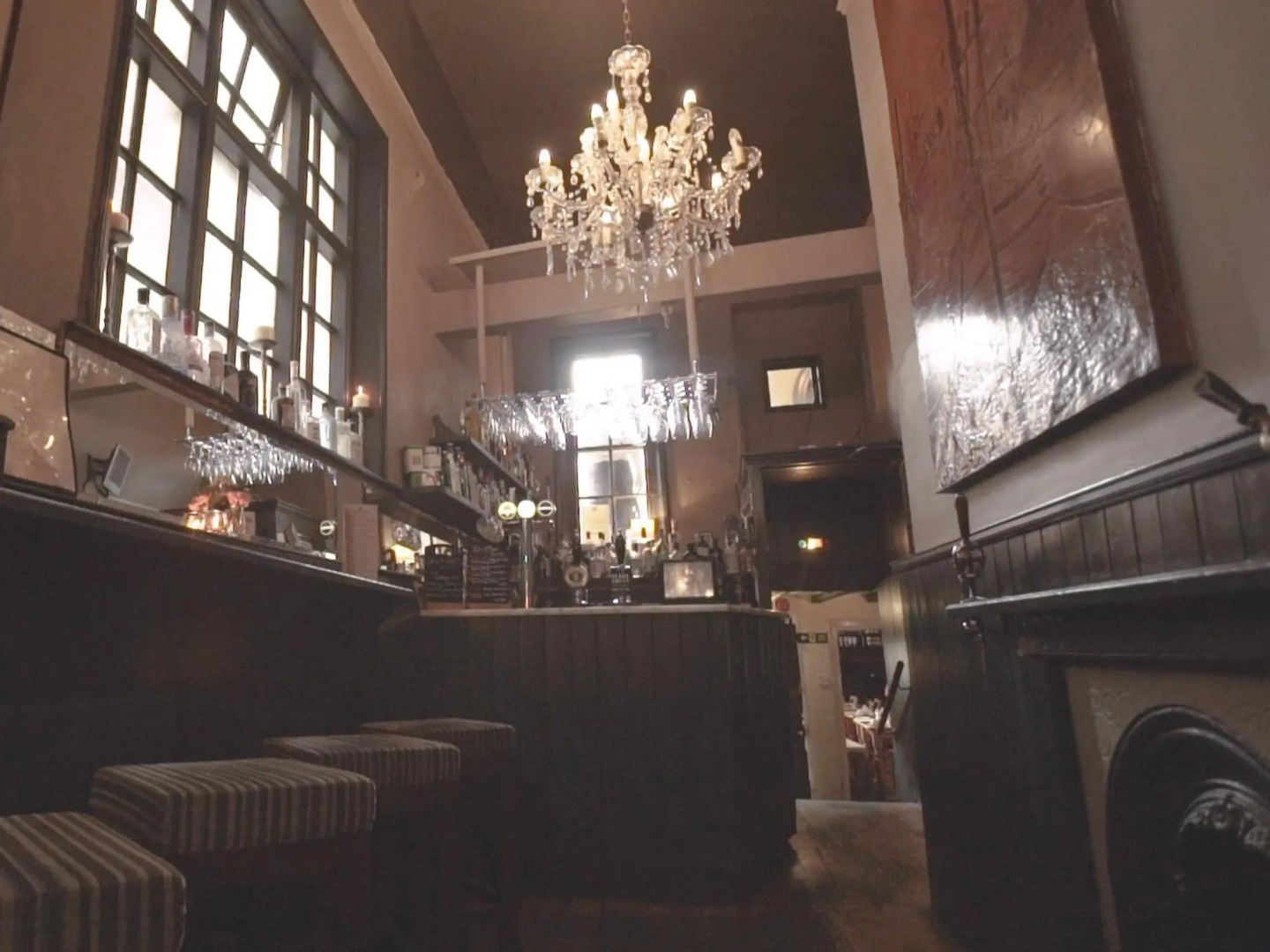 The White Horse & Griffin