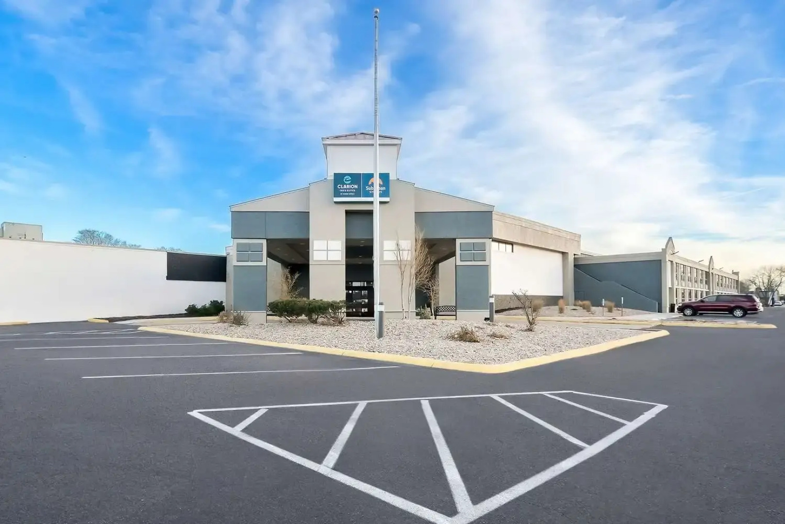 Suburban Studios, Kearney