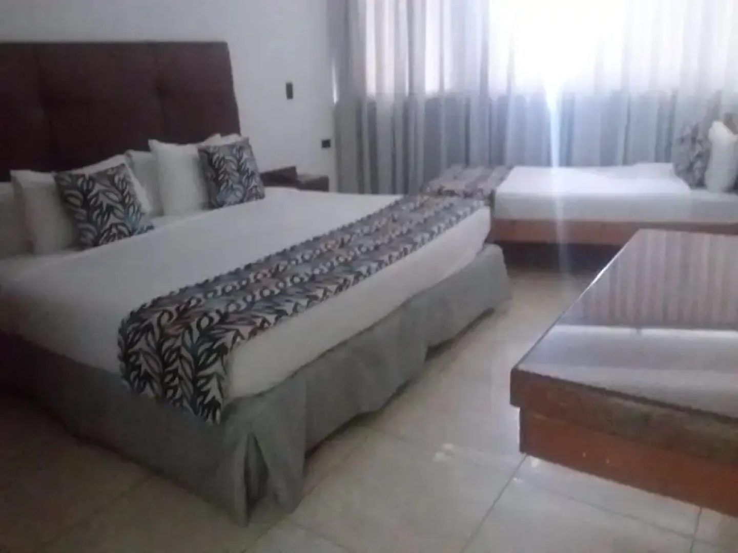 Hotel Miramar Suites