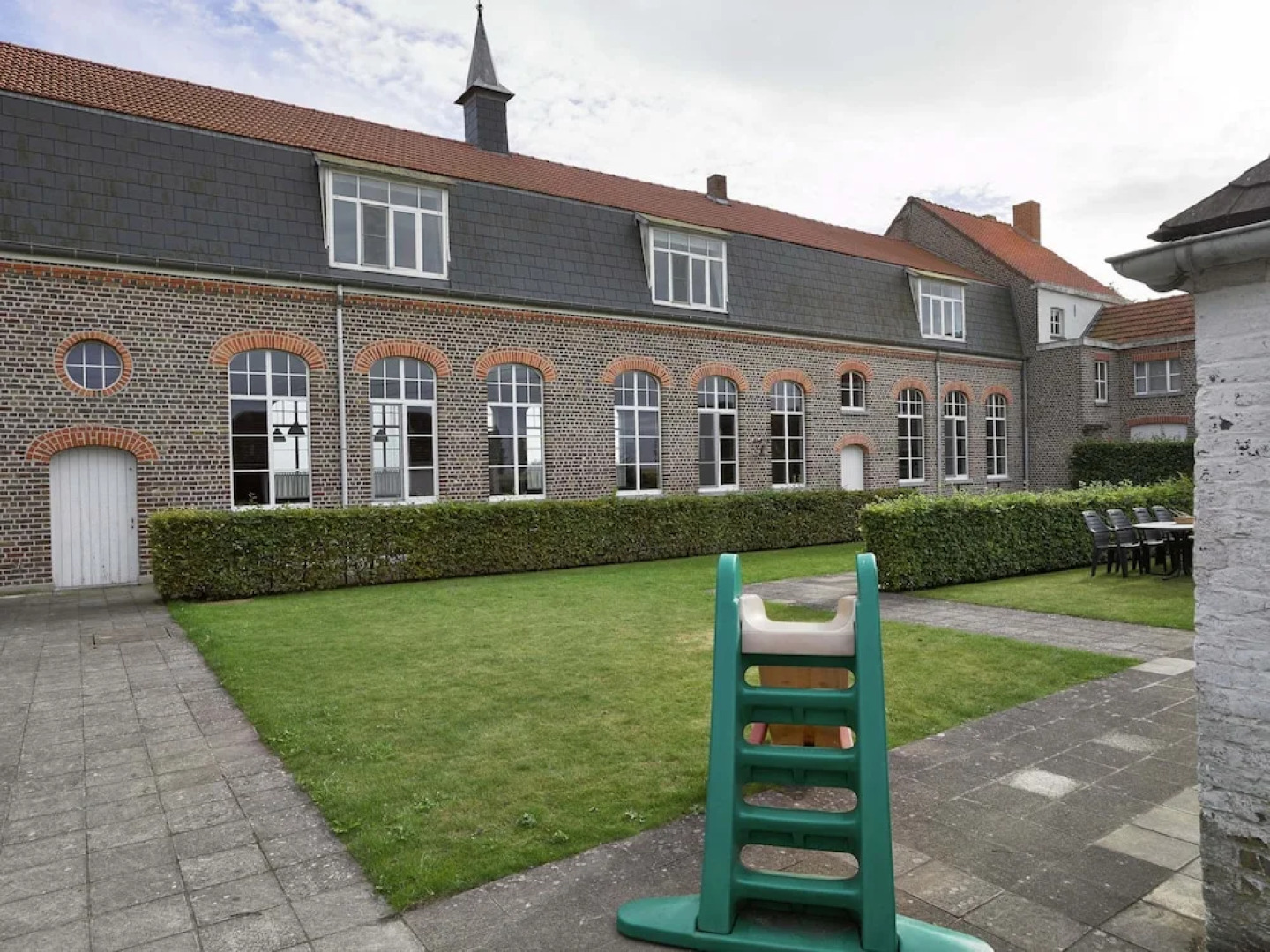 Oud Schooltje De Linde for Twenty Person