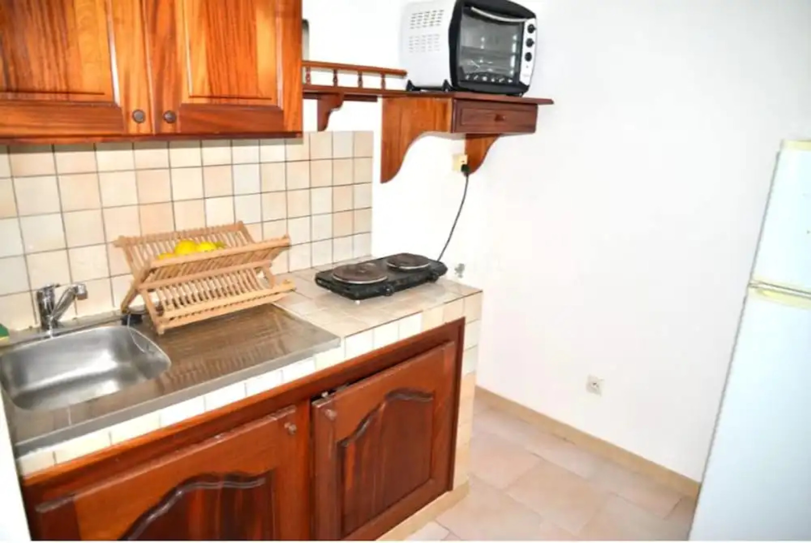 Studio In Le Francois With Wonderful Mountain View Enclosed Garden And Wifi