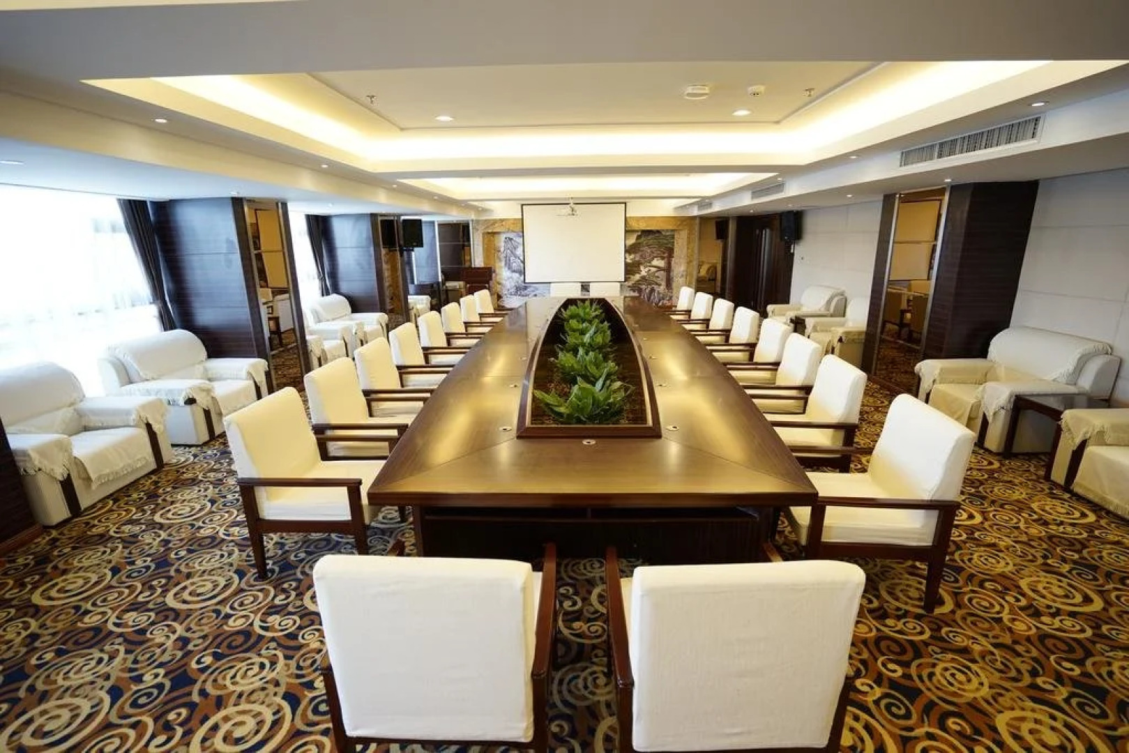 Vienna International Hotel Zhumadian Huayuan Branch