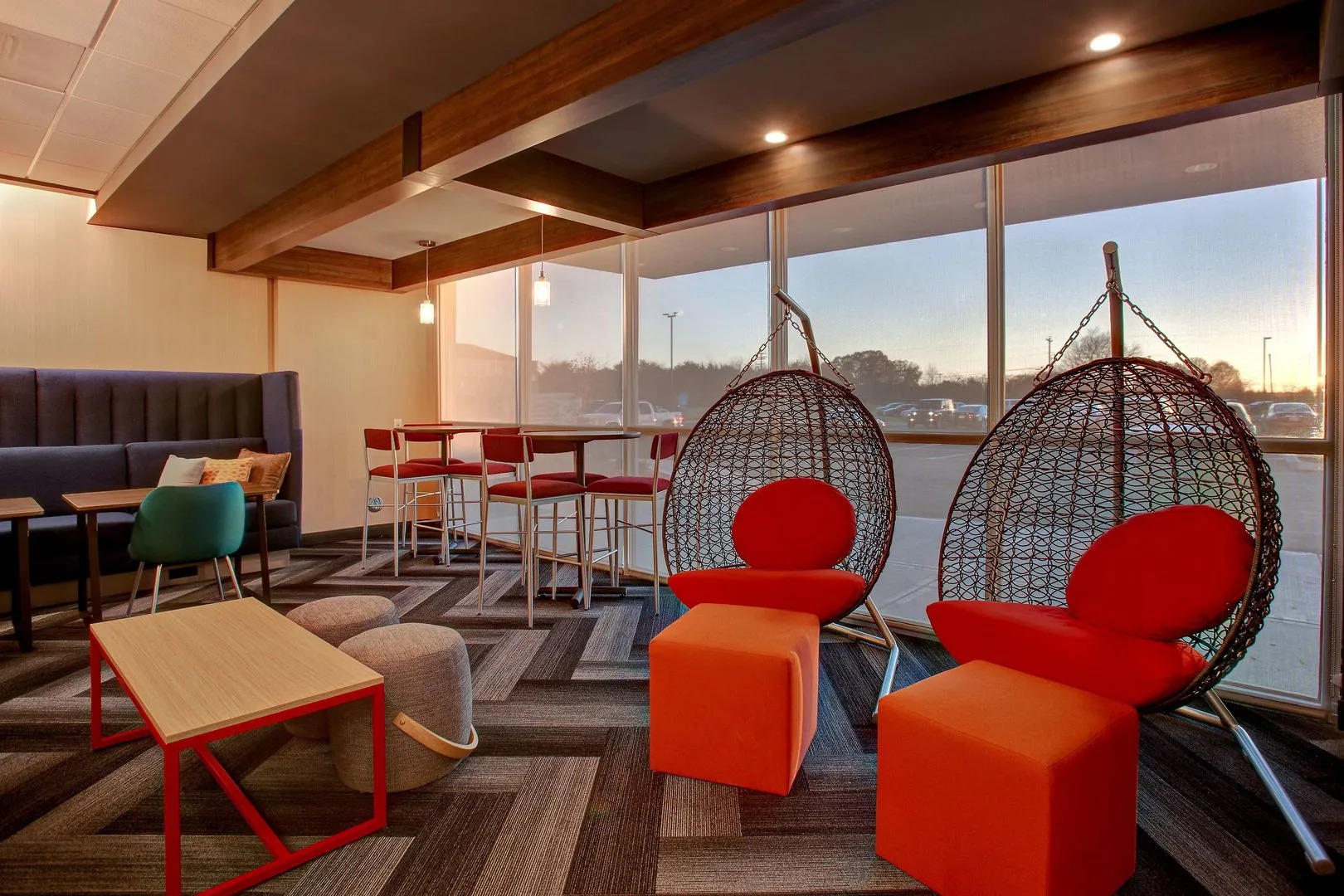 Tru by Hilton Alcoa Knoxville Airport