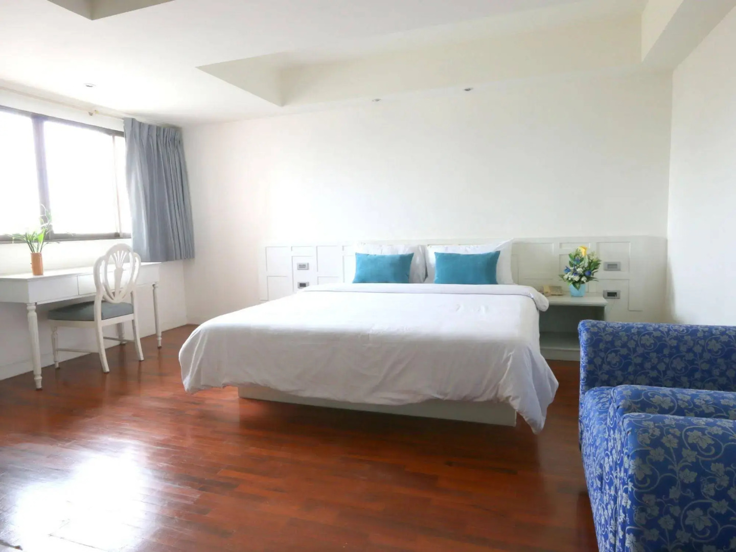 Cloudotel Walking Street