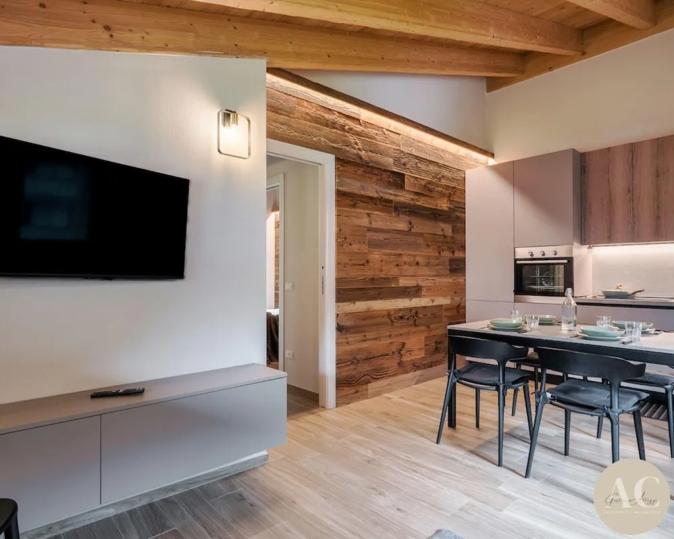 Olga s Chalet in Vione