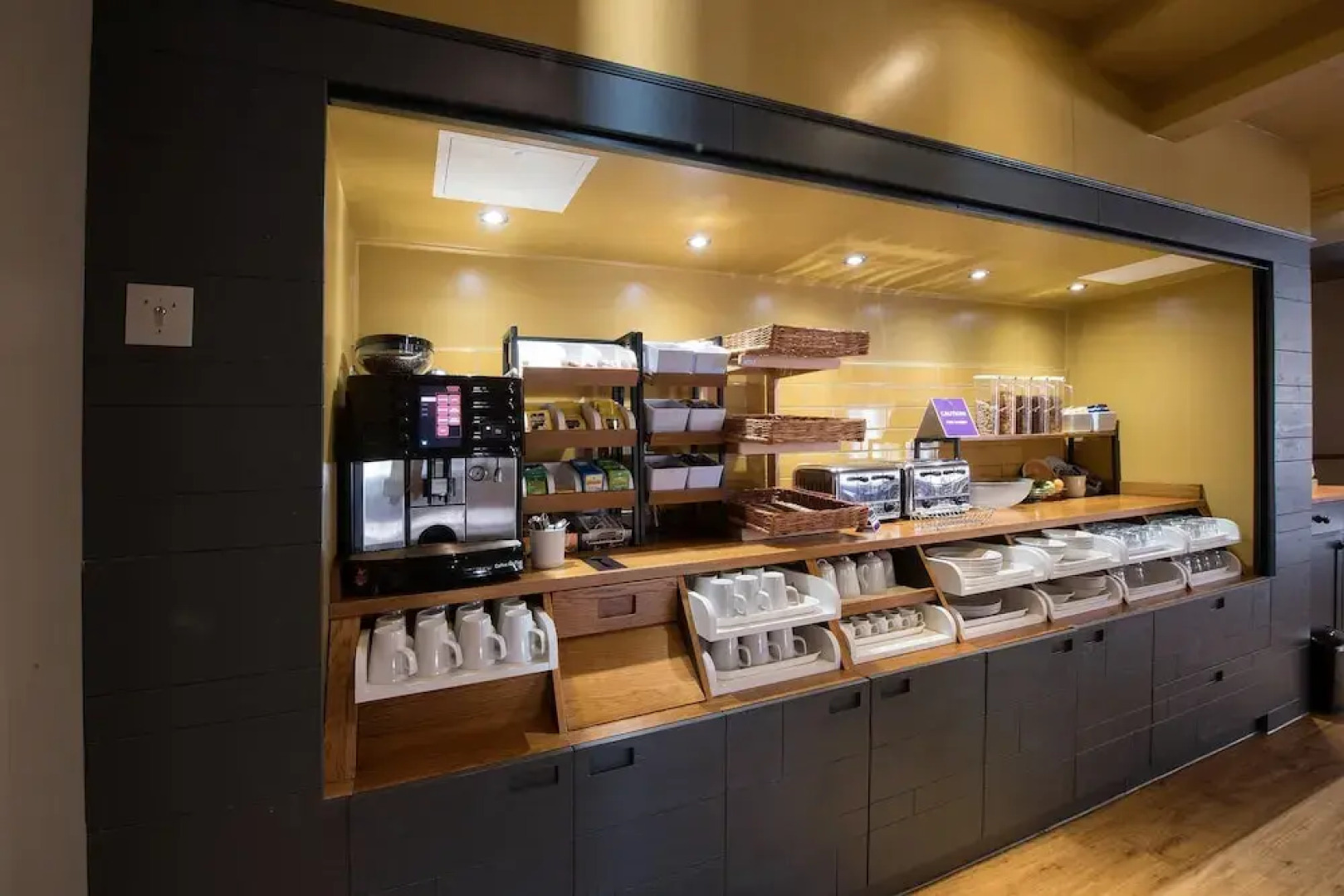 Premier Inn Walsall - M6 J10