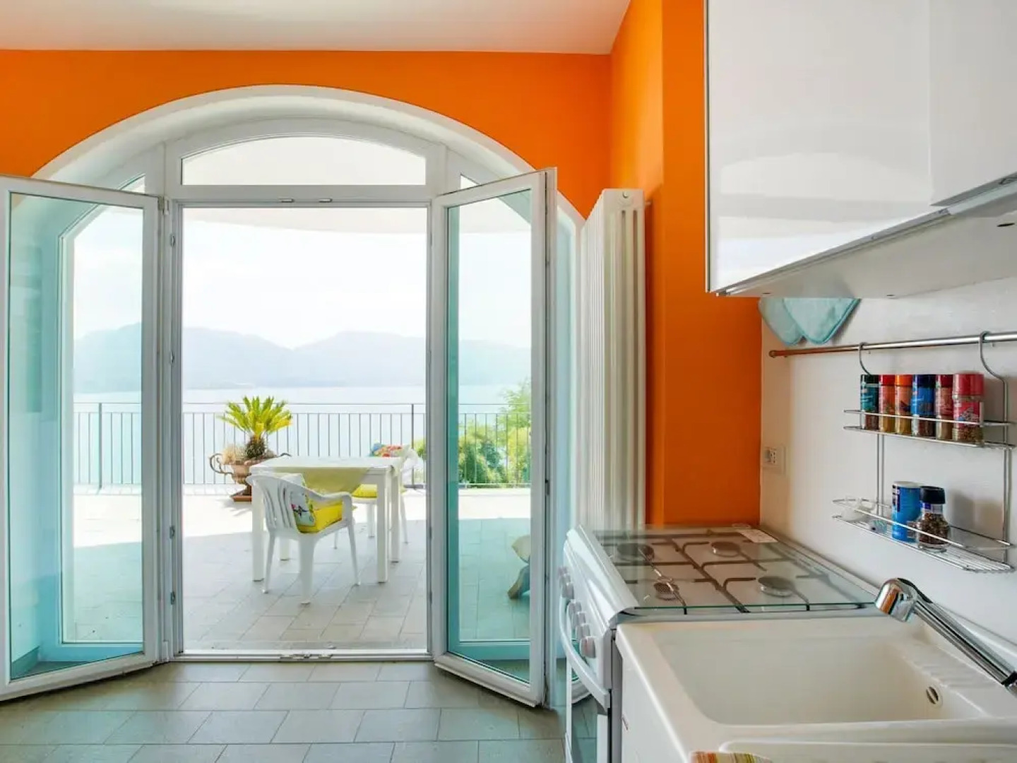 Heavenly Holiday Home in Cannero With Roof Terrace