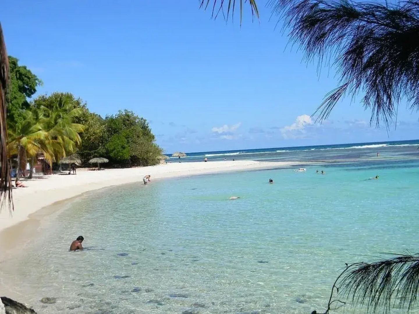 Anse des Rochers Beach & Pool Resort