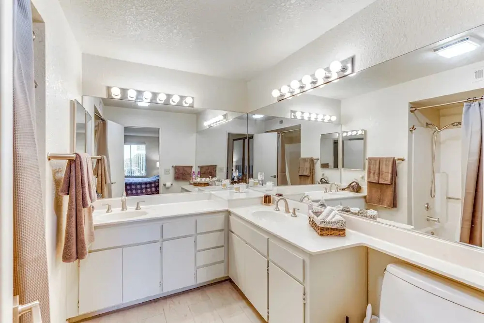 Golf, Hike & Relax: Cathedral City Condo