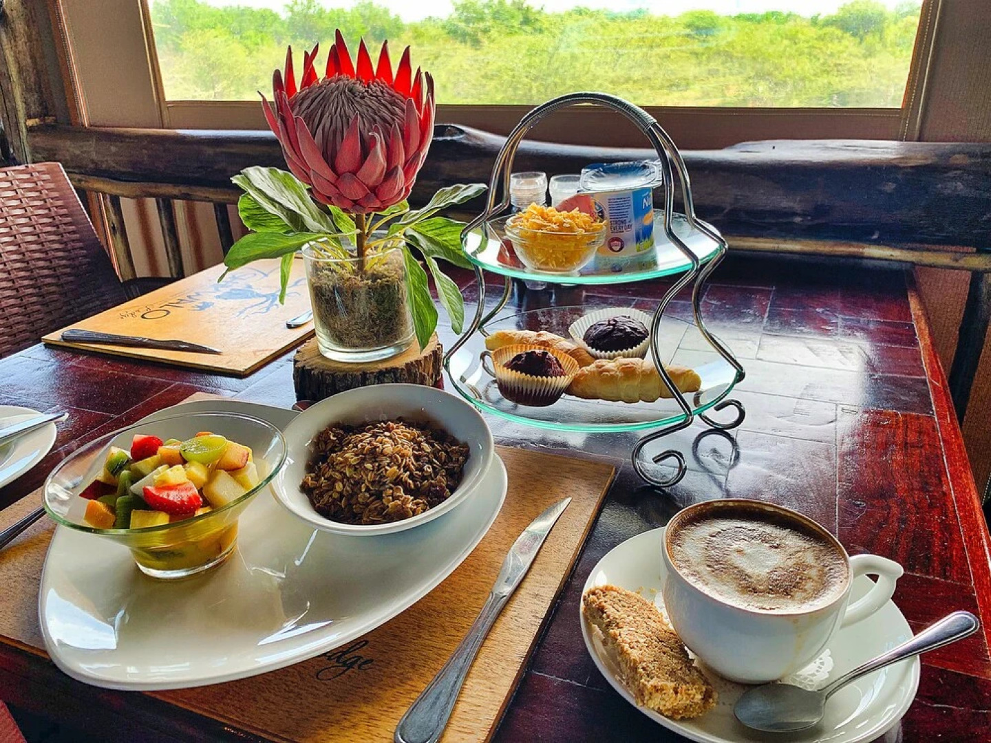 Tshikwalo Game Lodge