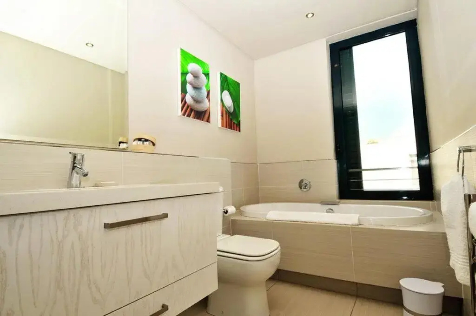 Le Paradis Penthouse Apartment