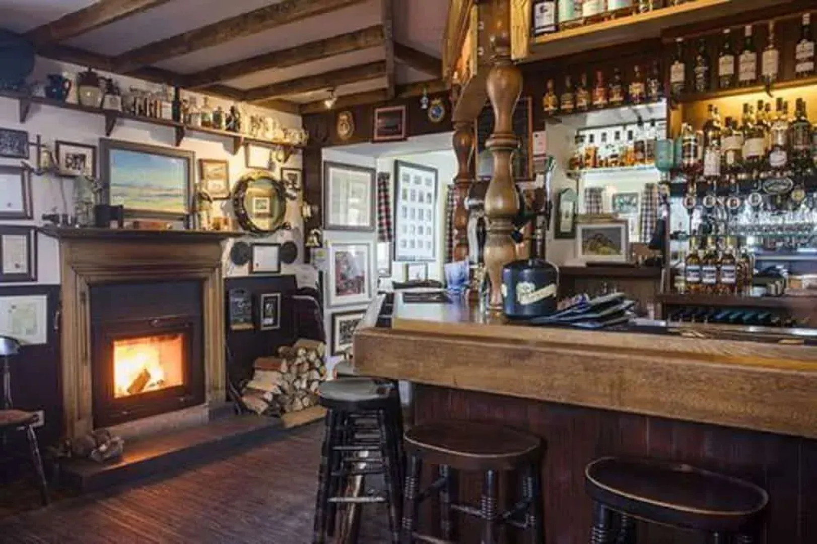 Port Charlotte Hotel