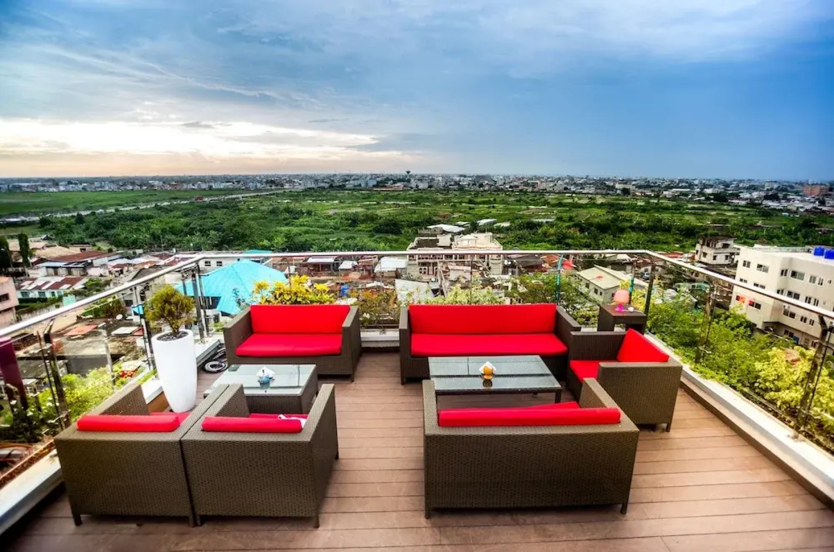 Home Residence Hotel