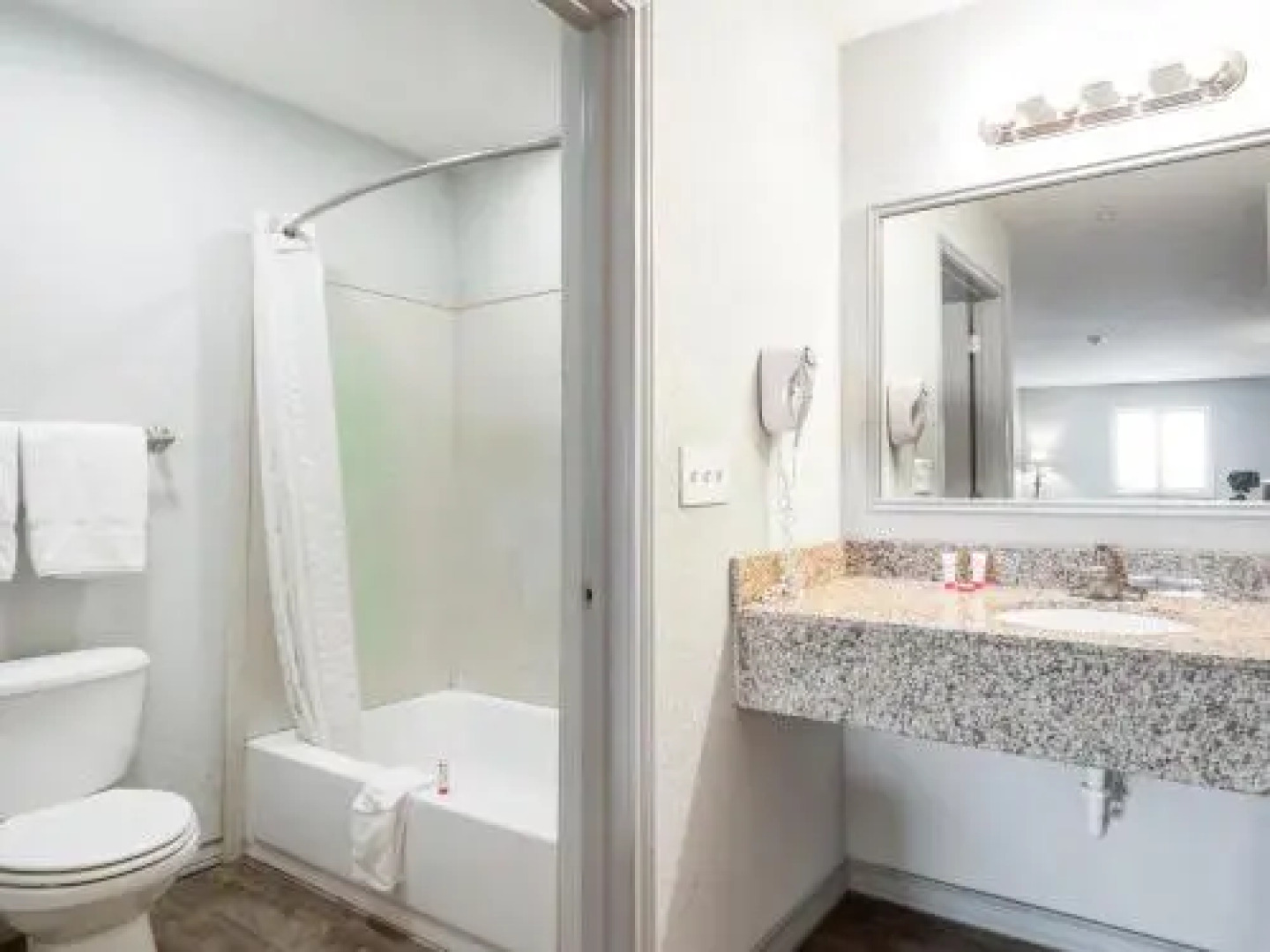 Southern Inn and Suites Pearsall