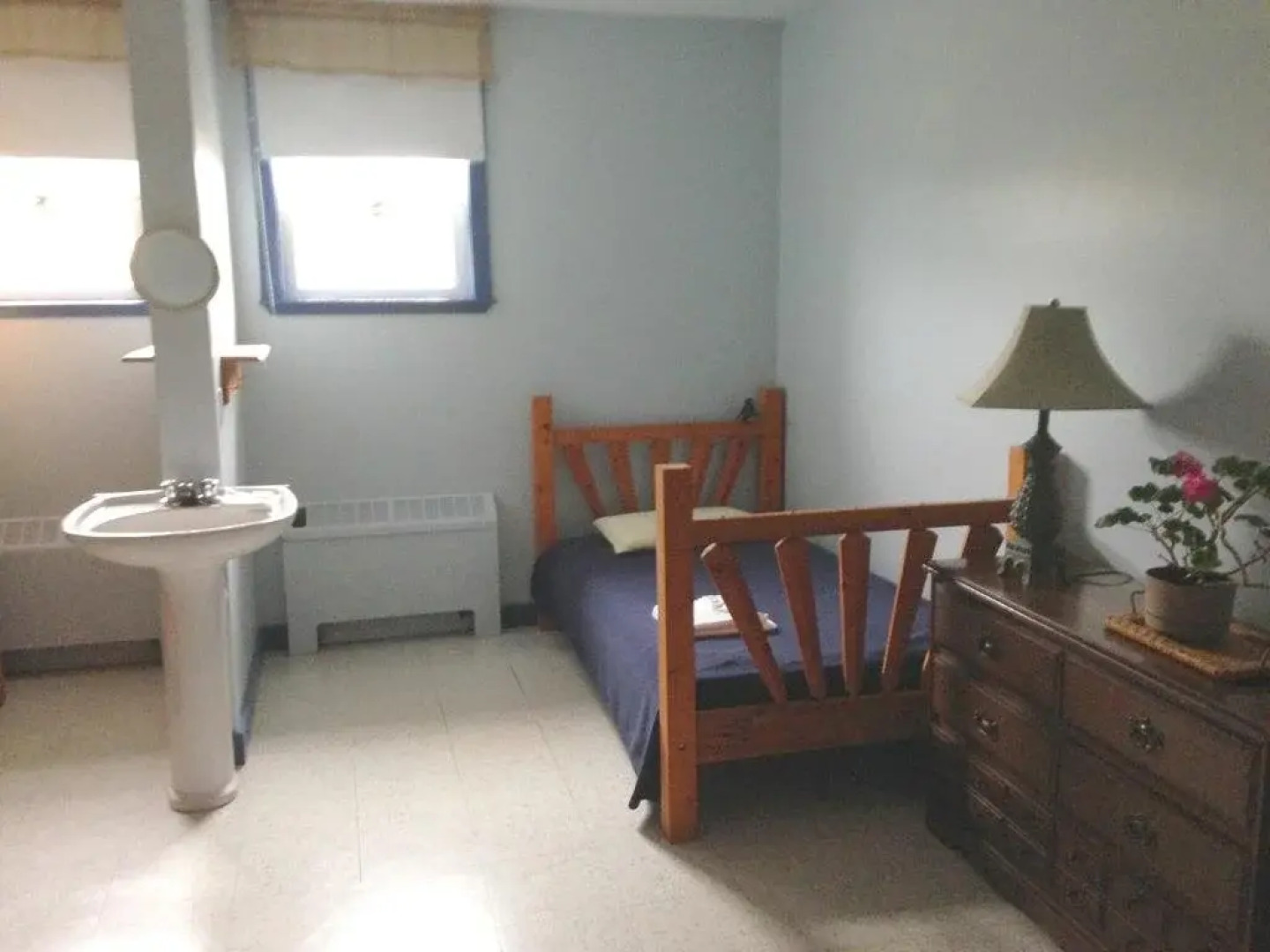 Auberge De Douglastown Hostel