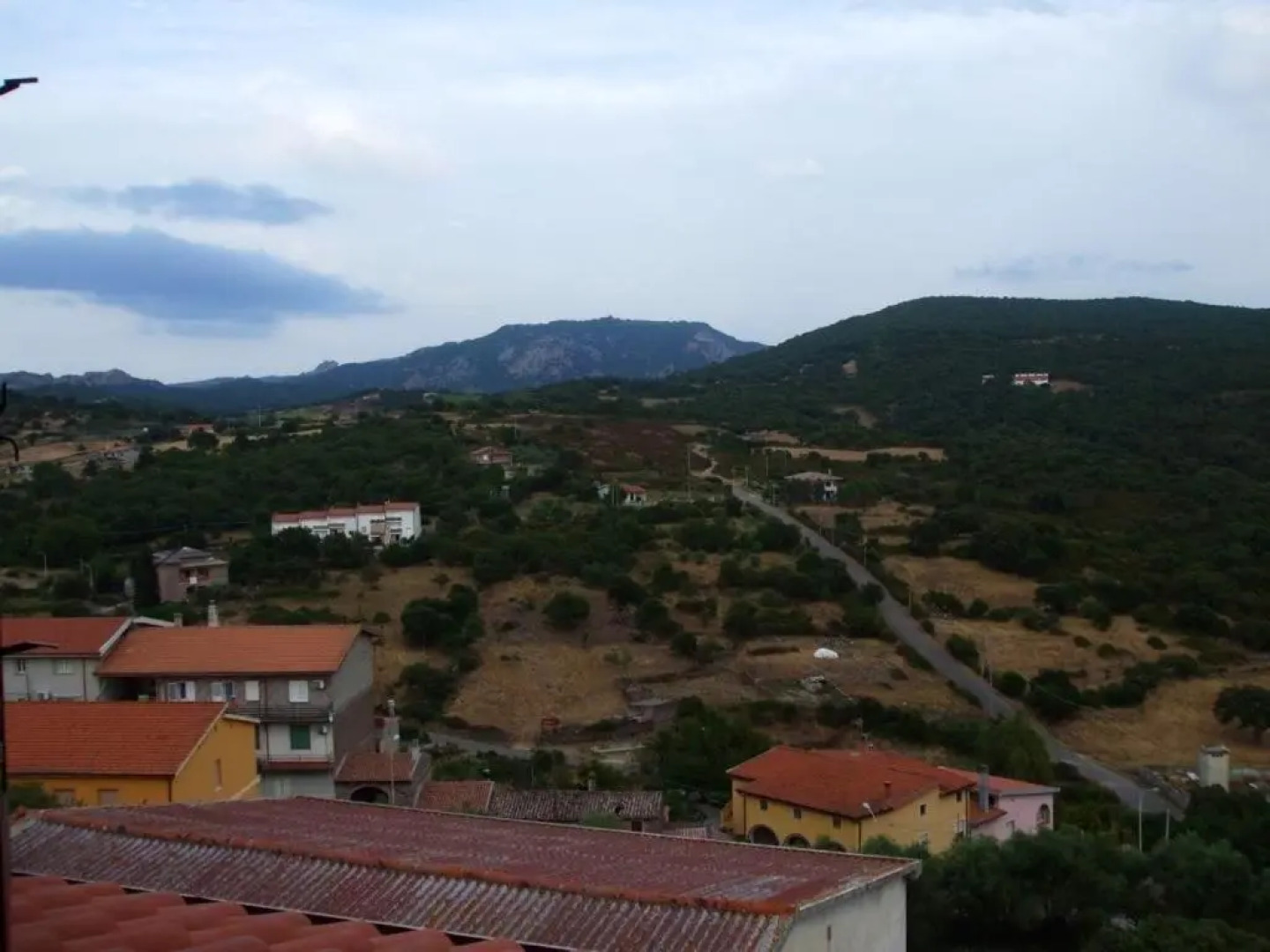 2 bedrooms appartement with balcony and wifi at Nughedu Santa Vittoria