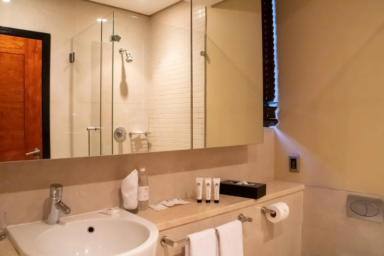 Raphael Penthouse Suites