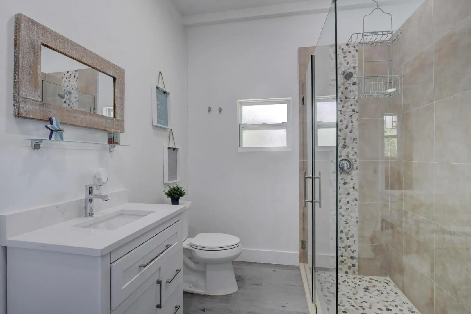 Guest House In a Downtown Bonita Springs Compound