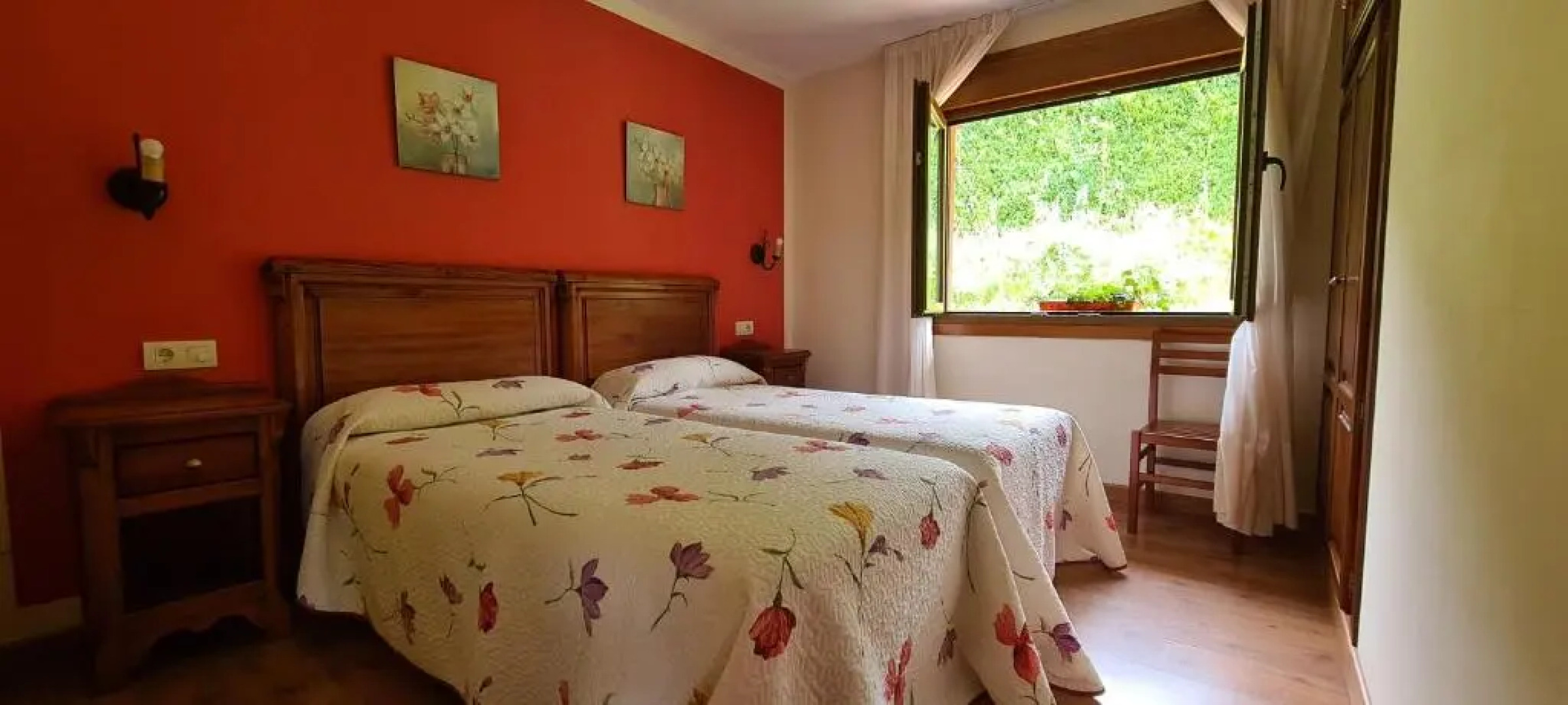 Apartamentos La Corona