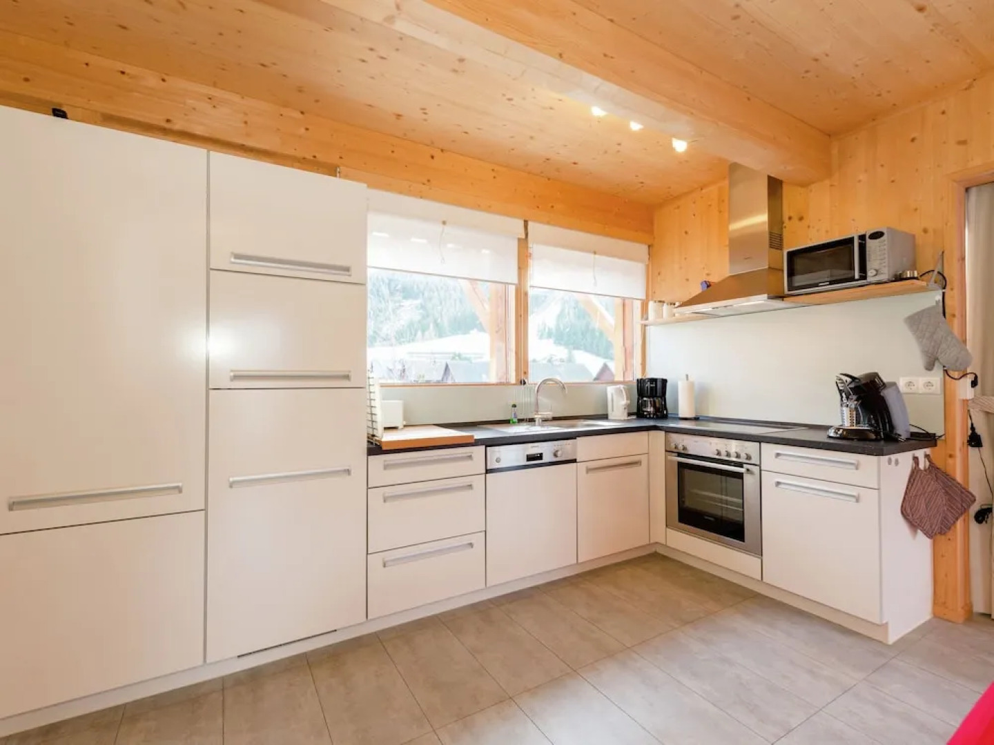 Luxurious Chalet by the Ski-slope in Hohentauern With Infrared Sauna