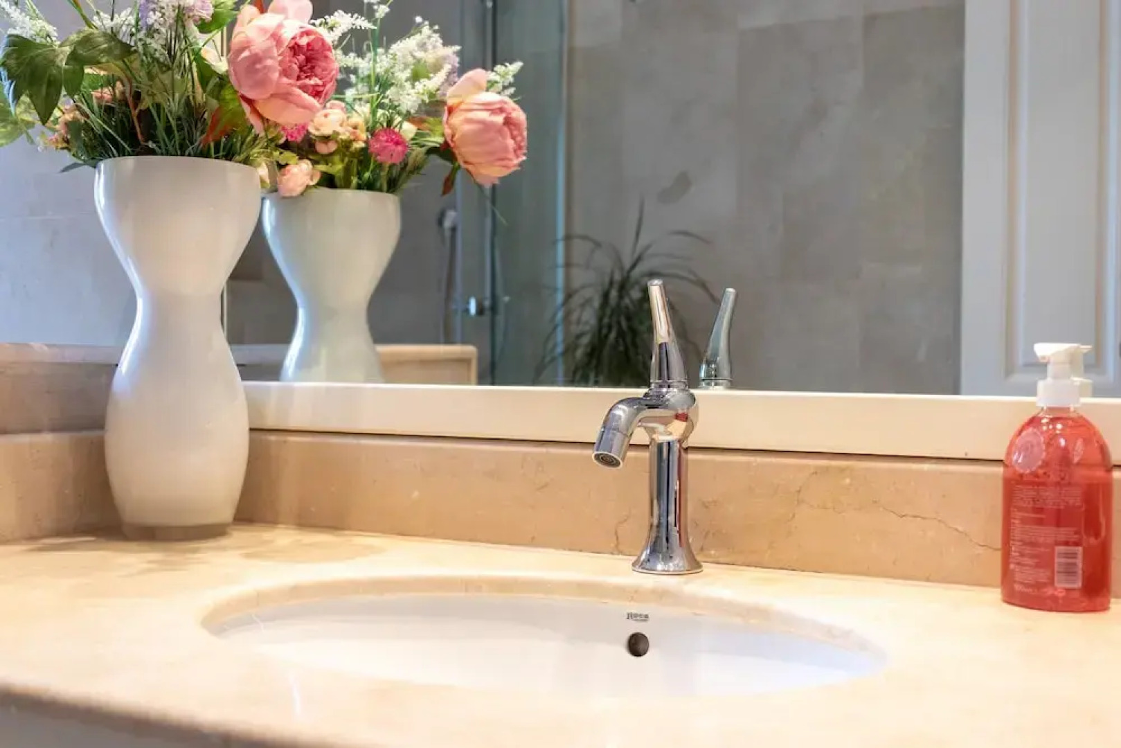 BILBAO BY THE SEA IV apartment by Aston Rentals