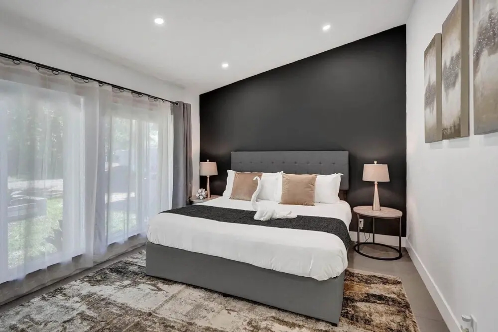 6BR Oasis with Heated Pool & Gameroom