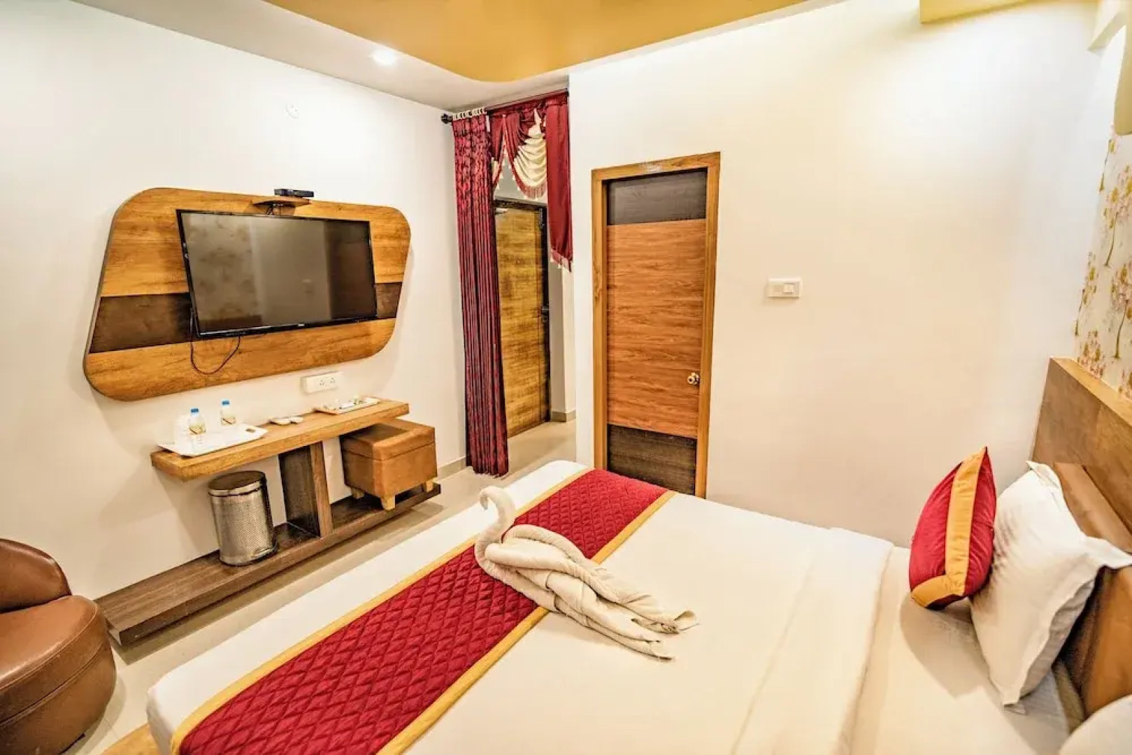 Hotel SDM Golden Tower