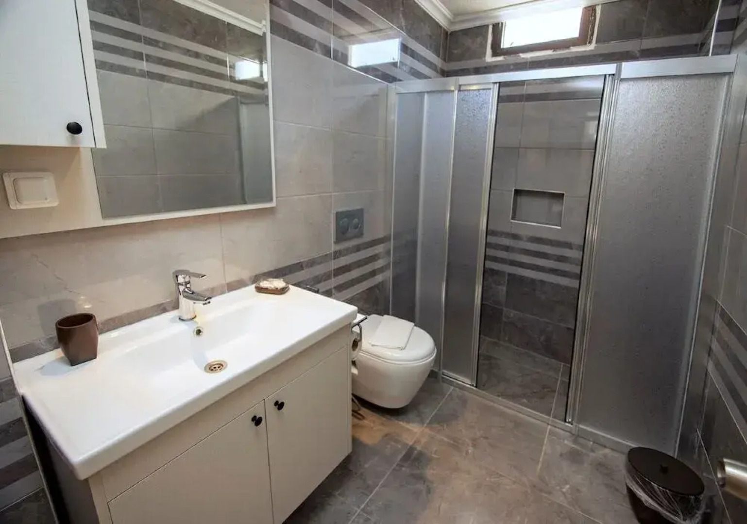 Diplomat 2 Hotel and Apartments