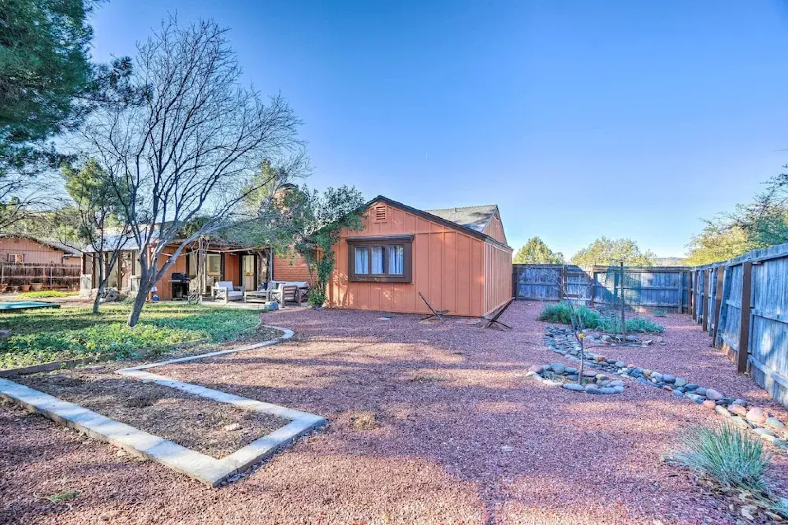 4 Mi to Main Street: Spacious Sedona Home