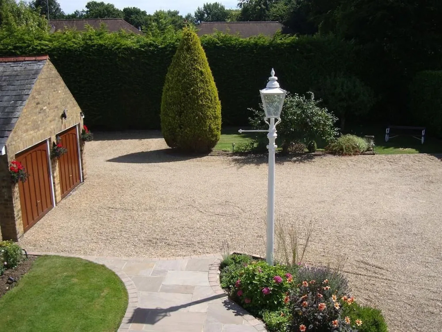 Pinfield Hotel Slough