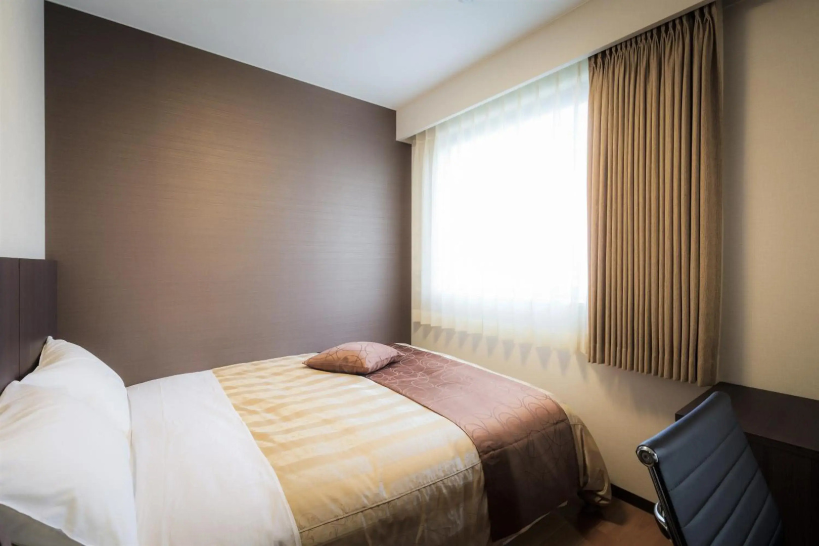 Hotel Katsuyama Premiere