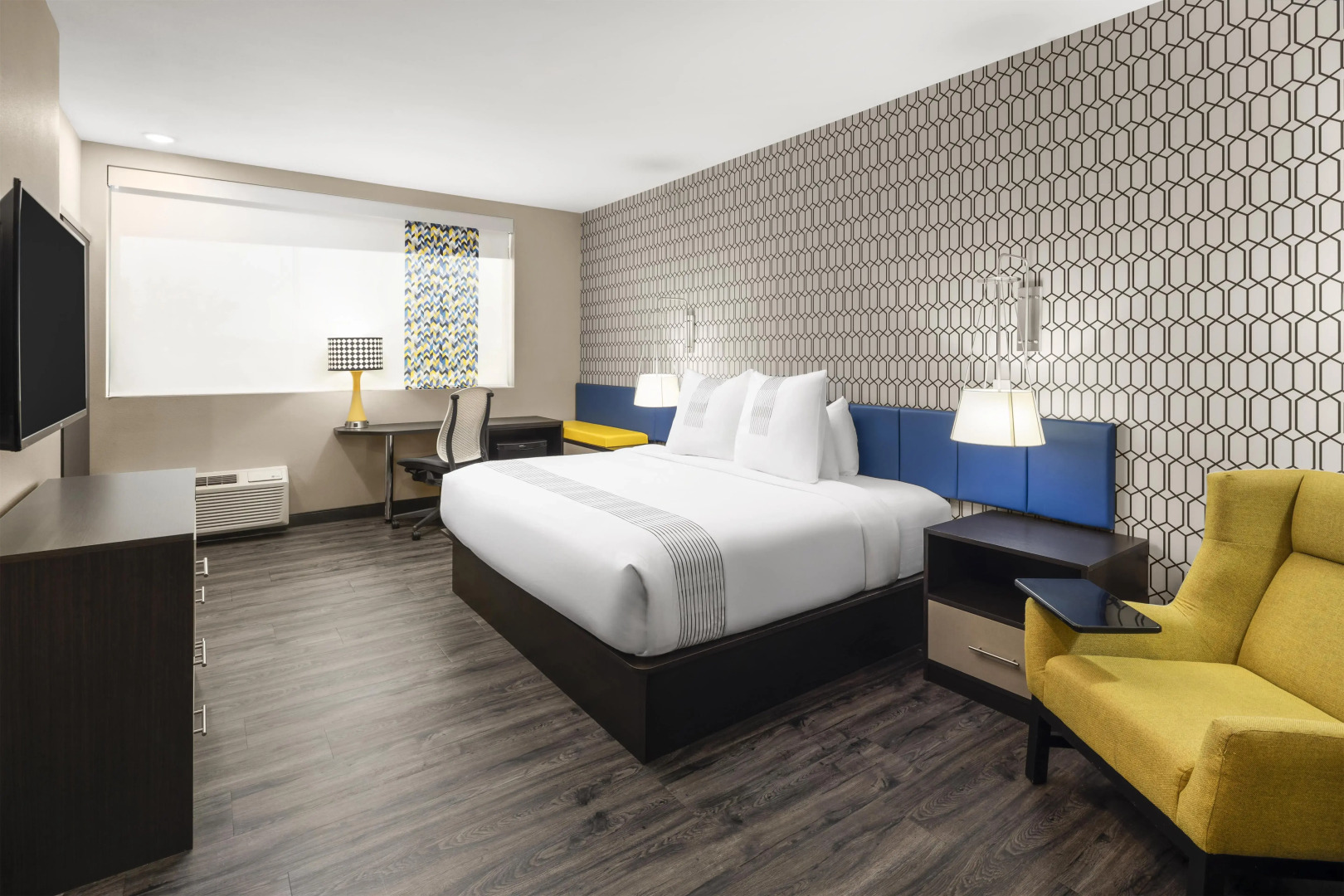 GLō Best Western Dawley Farms In Sioux Falls