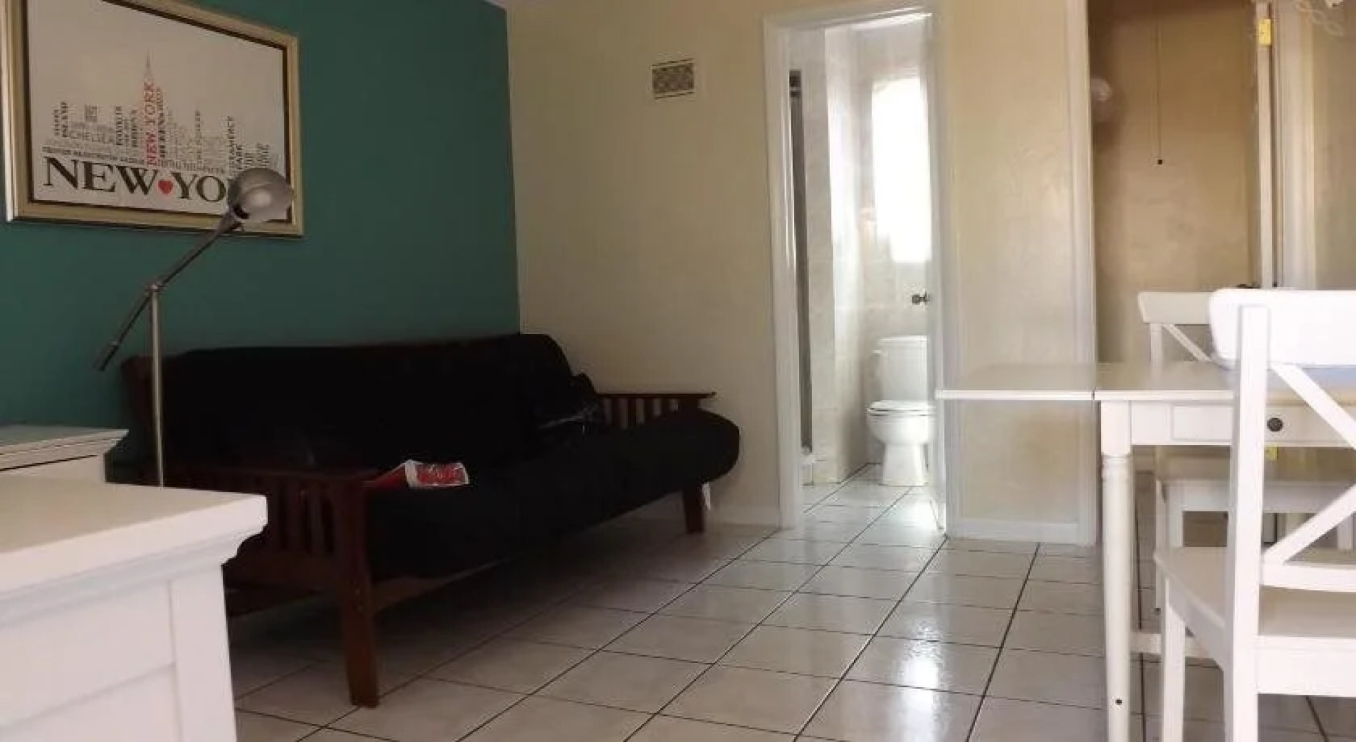 Eamon James Apartments & Suites