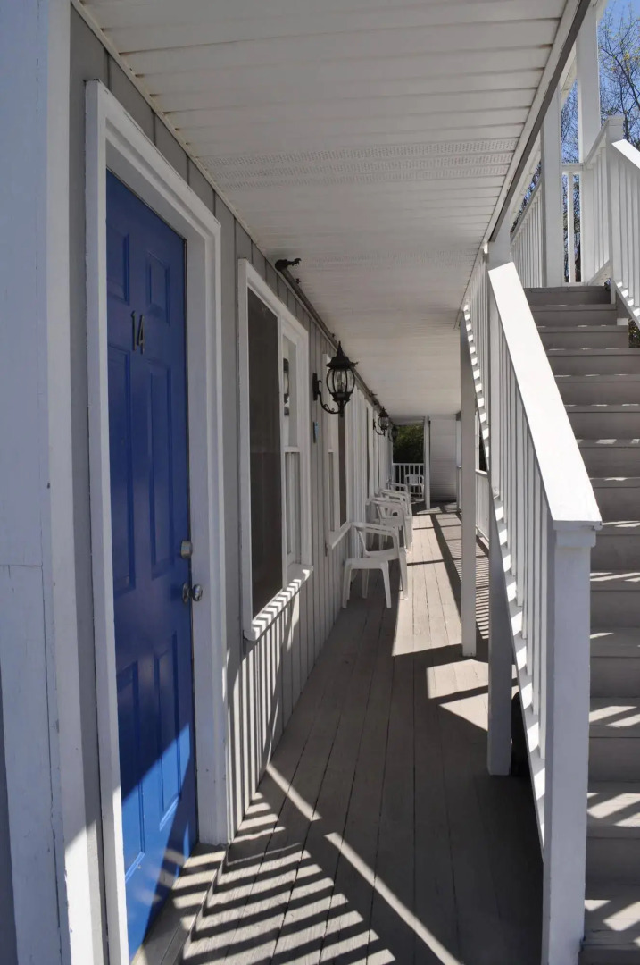 Stage Run By The Sea