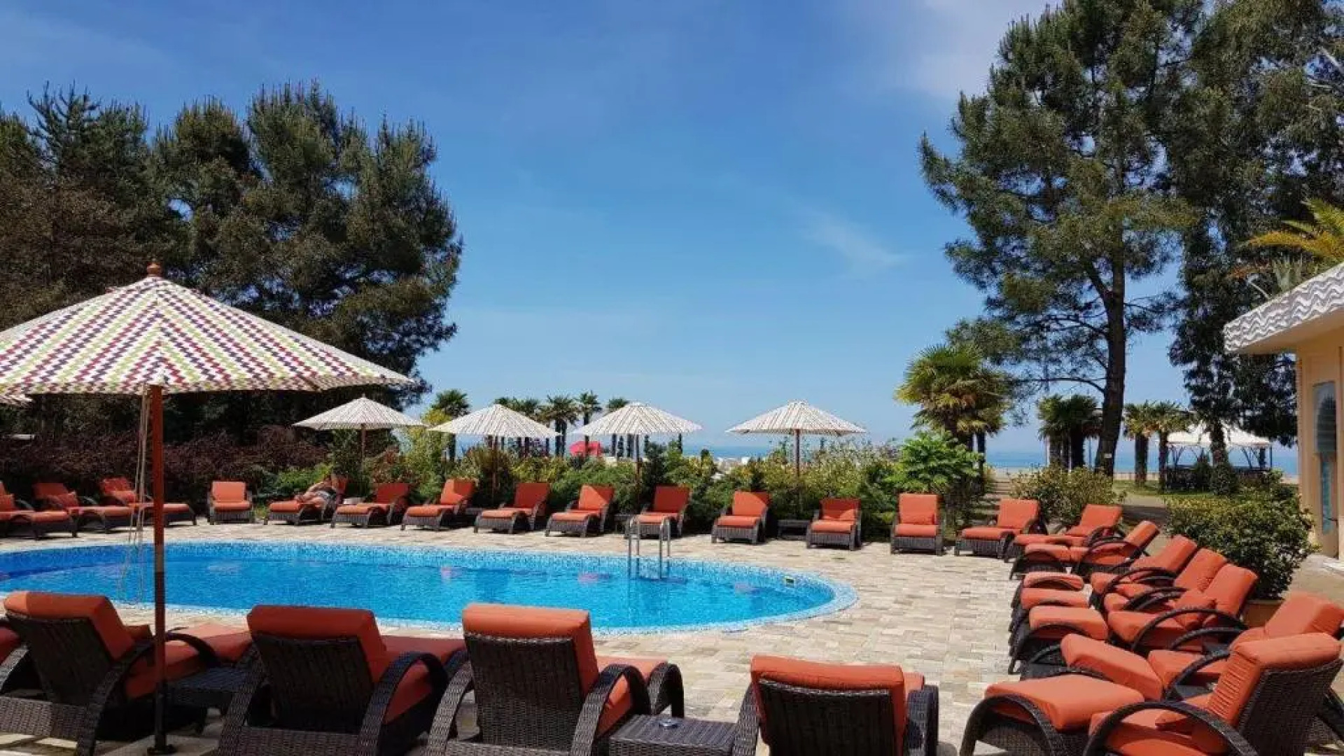 Ana's Apartment in Chakvi Oasis