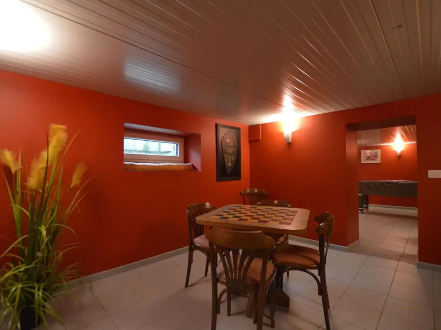 Spacious Home With Garden